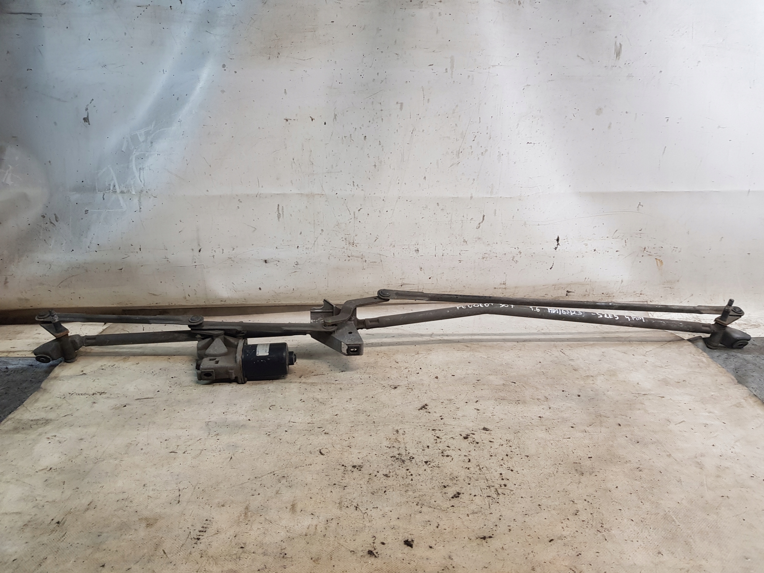 PEUGEOT 307 wiper mechanism front 4 PINY
