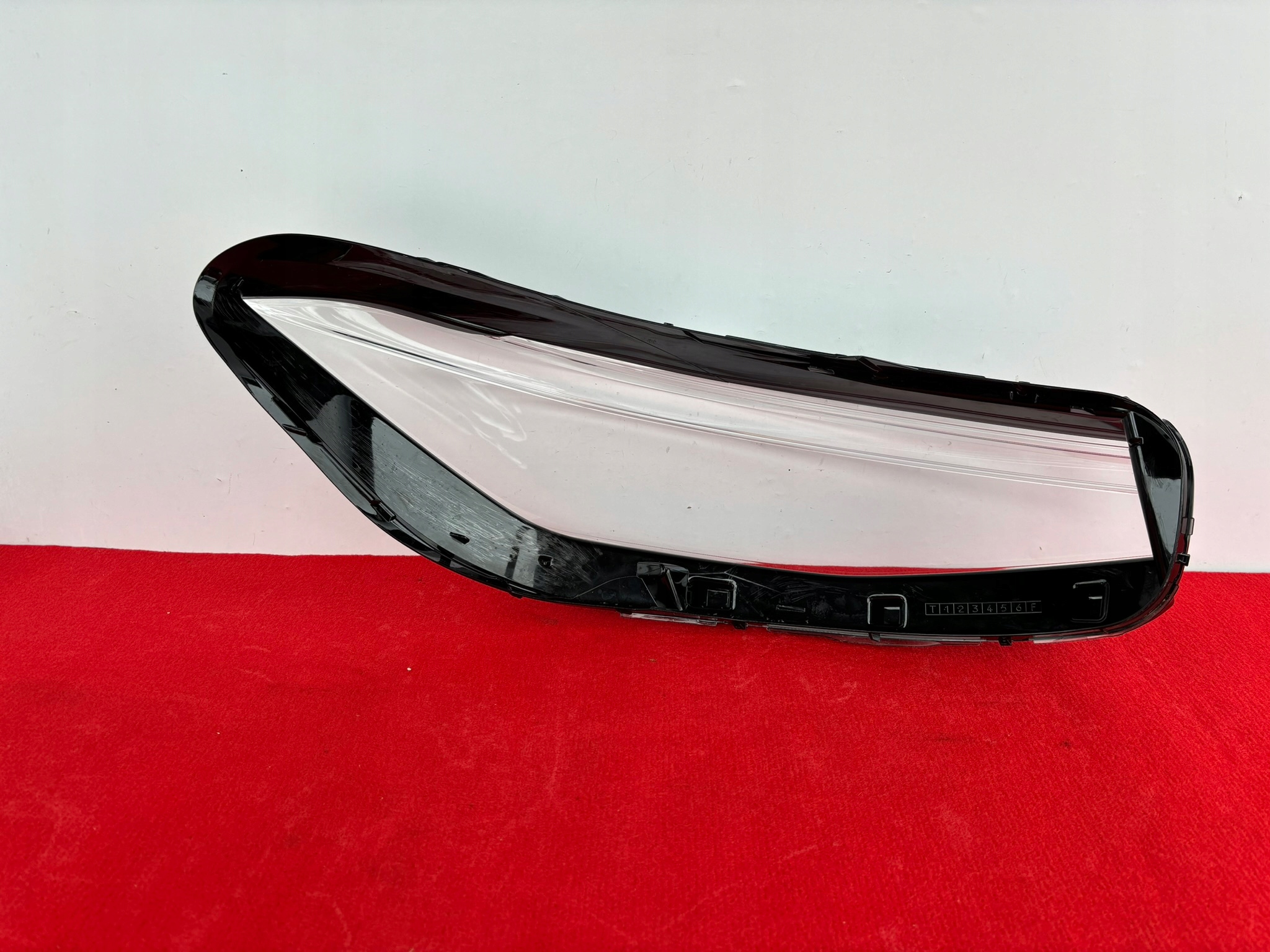 VW PASSAT B9 left light front KLOSZ SZKLO VALEO E1030
