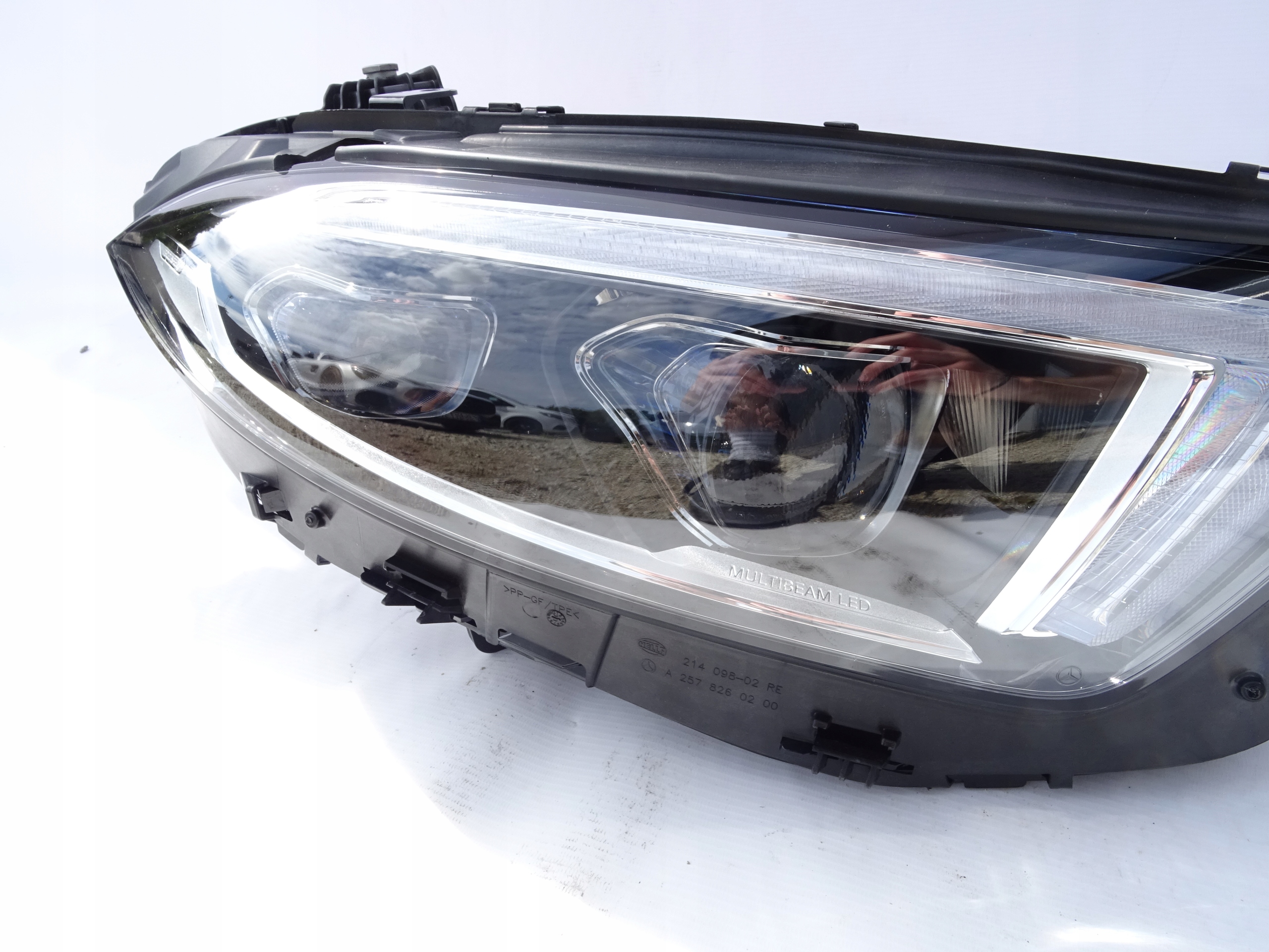 LAMPA REFLEKTOR PRAWA MERCEDES W257 CLS MULTIBEAM Numer katalogowy części A2579069602