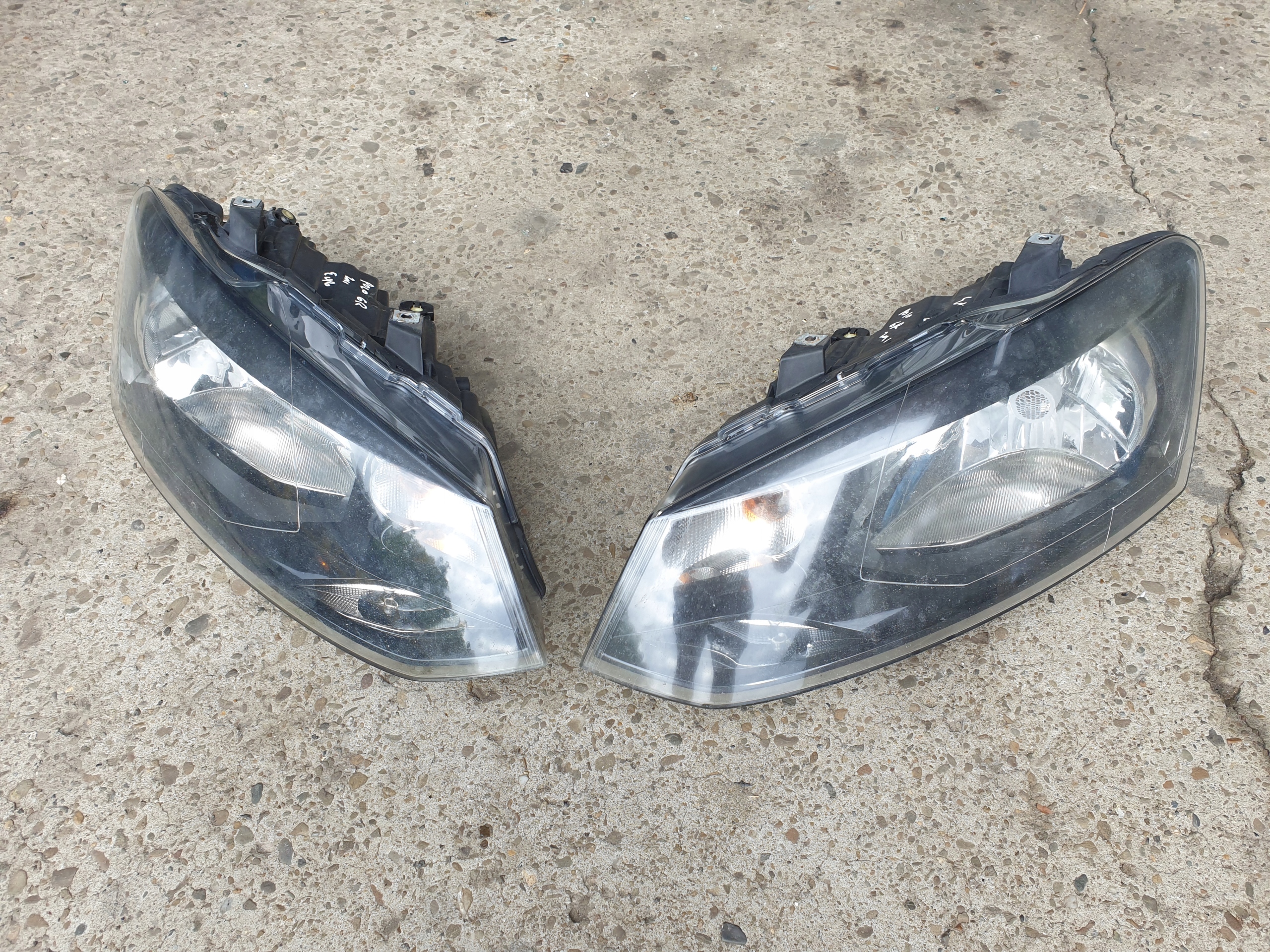 light front VW POLO 6R 2009- 6R1941015E 6R1941016E