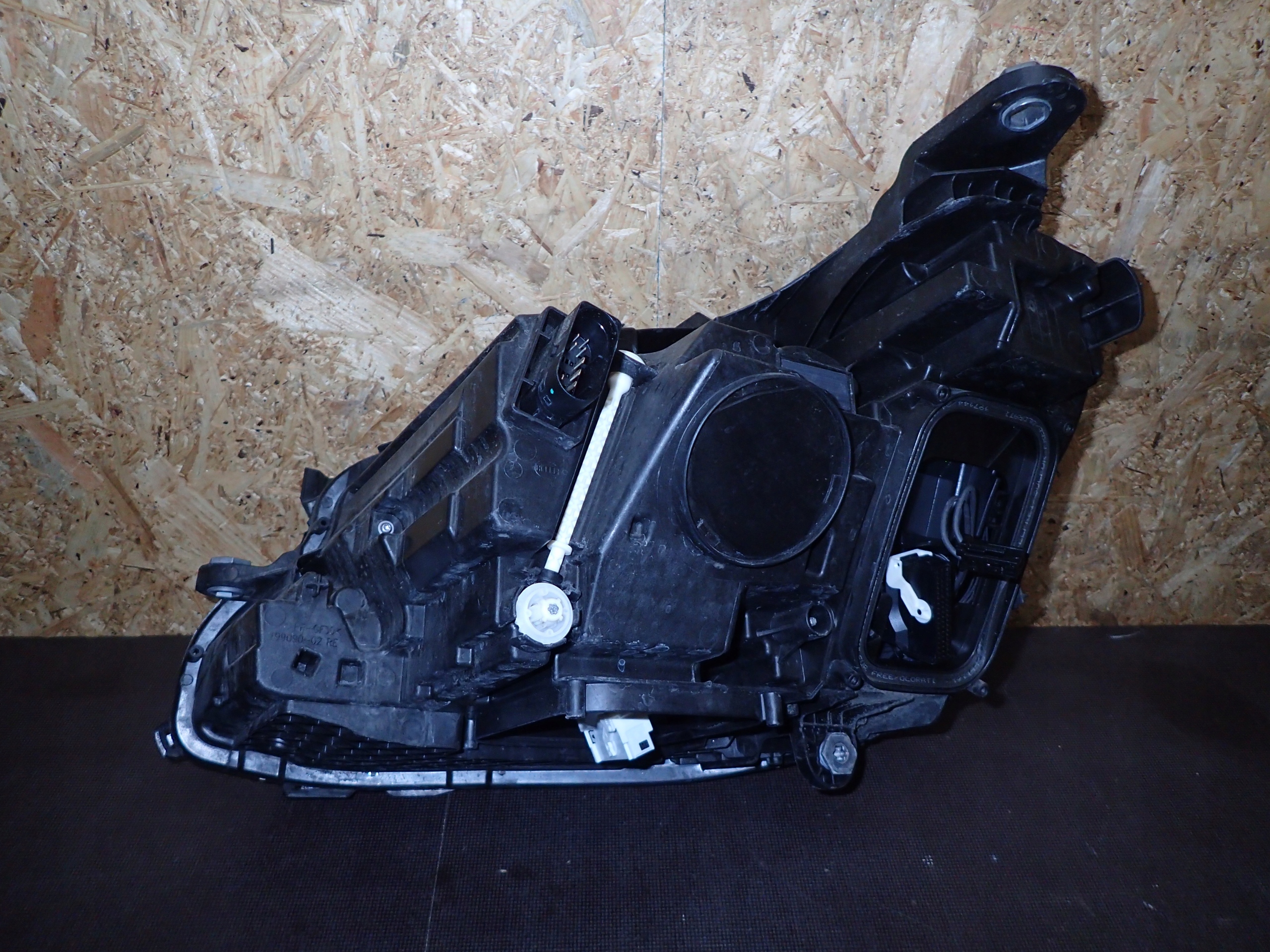 LIGHT FRONT RIGHT MERCEDES E KLASA W213 MULTIBEAM