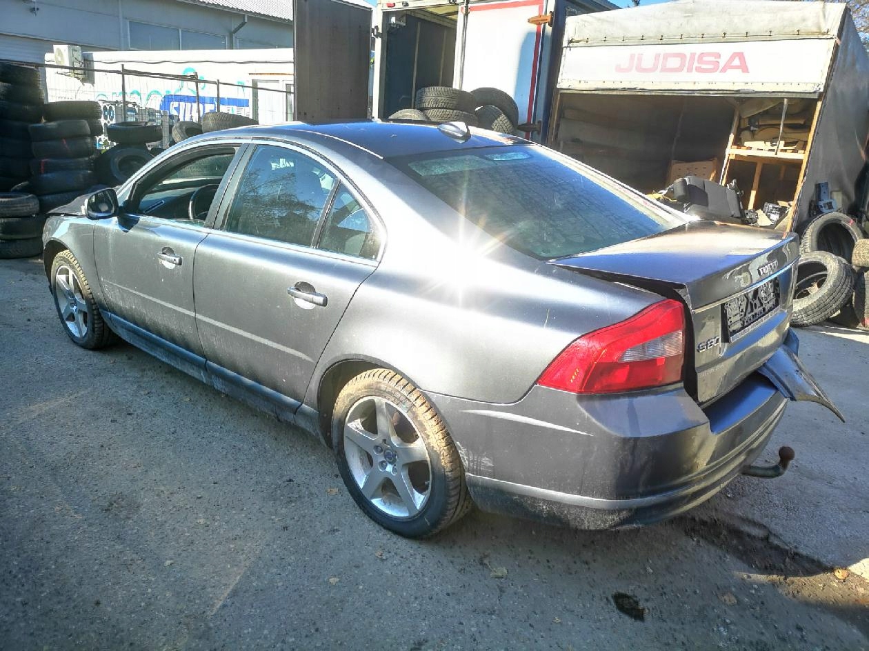 volvo S80 блок предохранителей 2008 2.4л