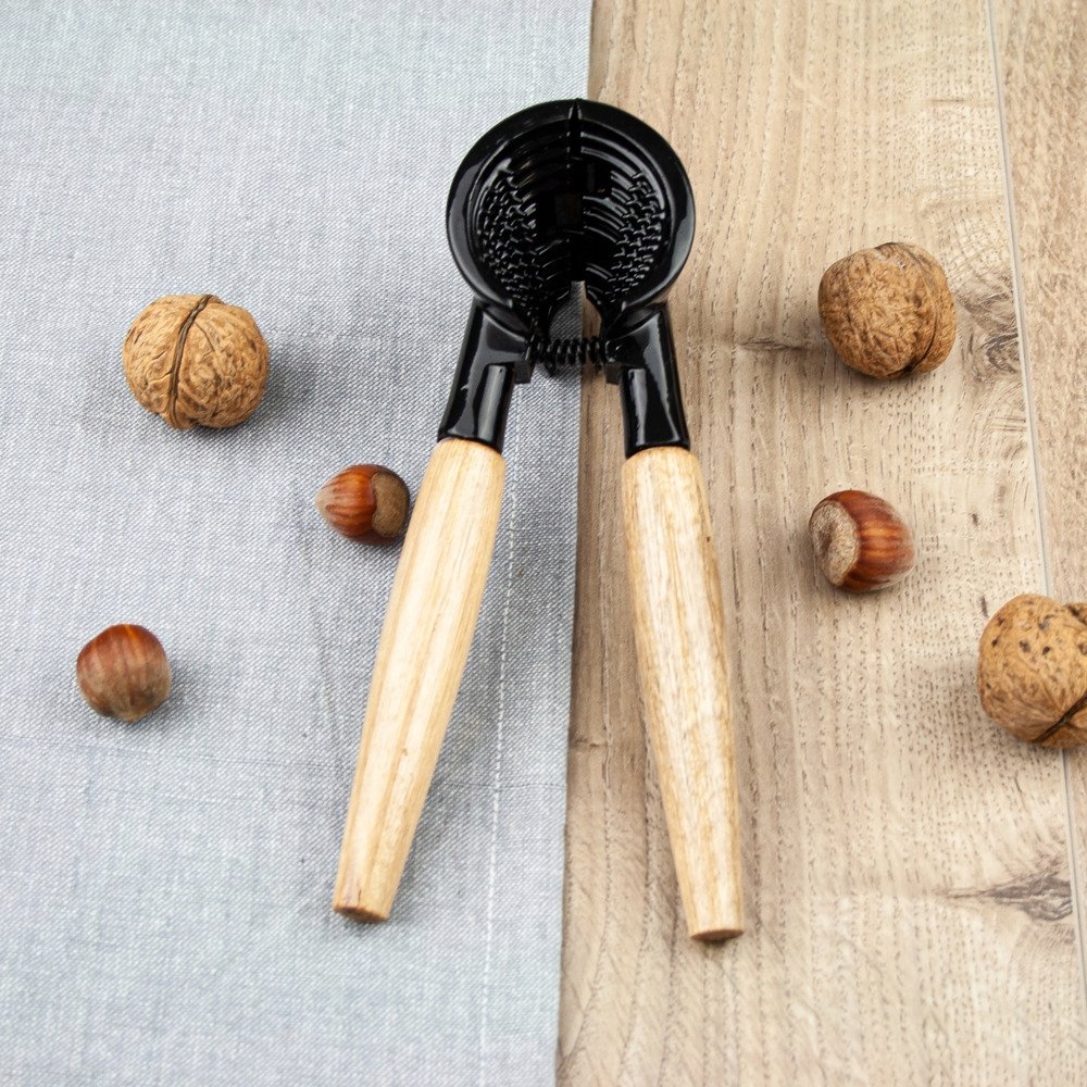 Duży dziadek do orzechów stożkowy drewniany 2w1 FM Materiał dominujący drewno