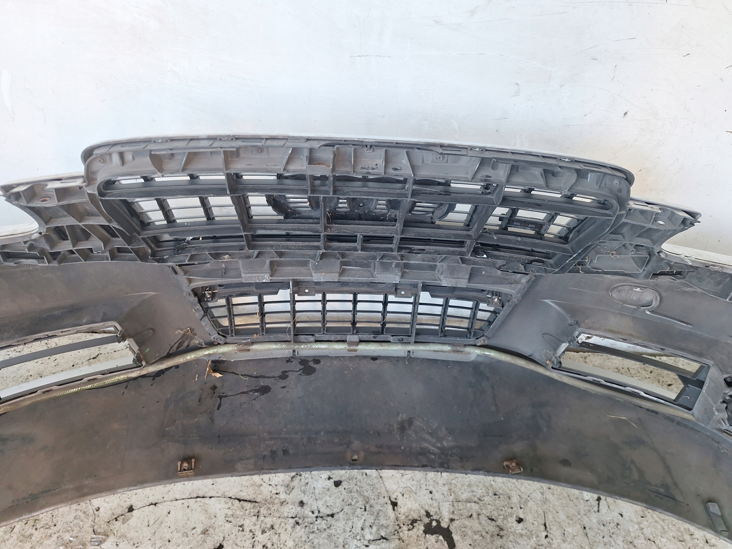 AUDI A6 C6 04-08 bumper + XENON S-LINE