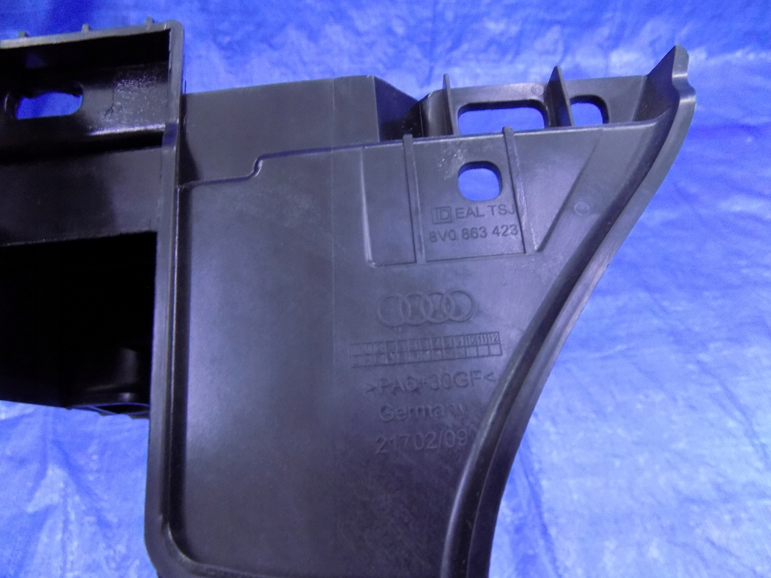 cover cap boot left AUDI A3 8V 2,0TDI