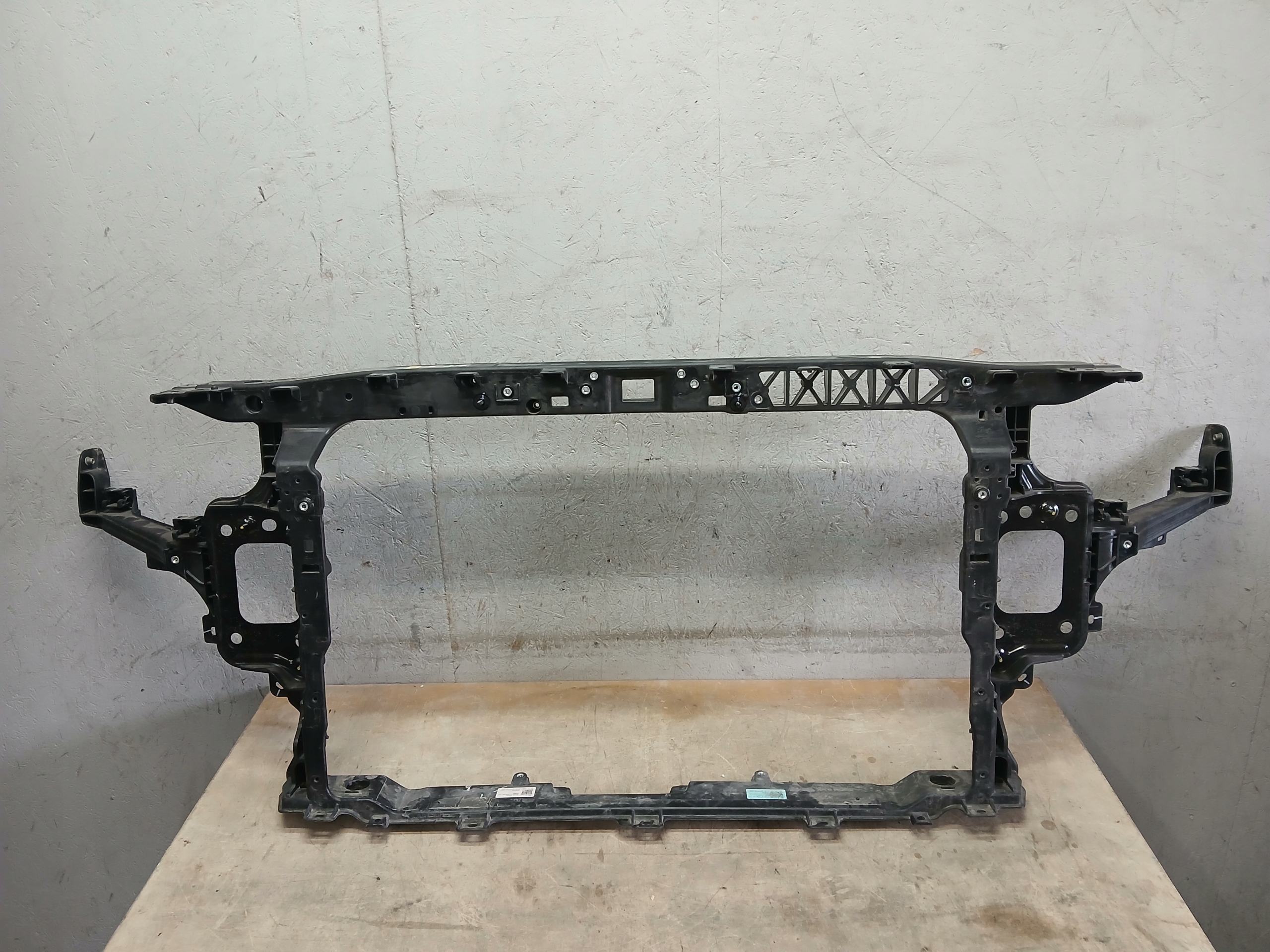 support panel for radiators HYUNDAI I30 III 3 17- 64101-S0200