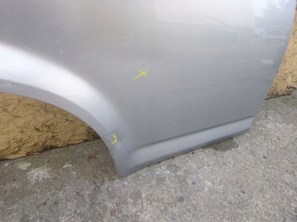 SUBARU JUSTY SIRION 06- door right rear.