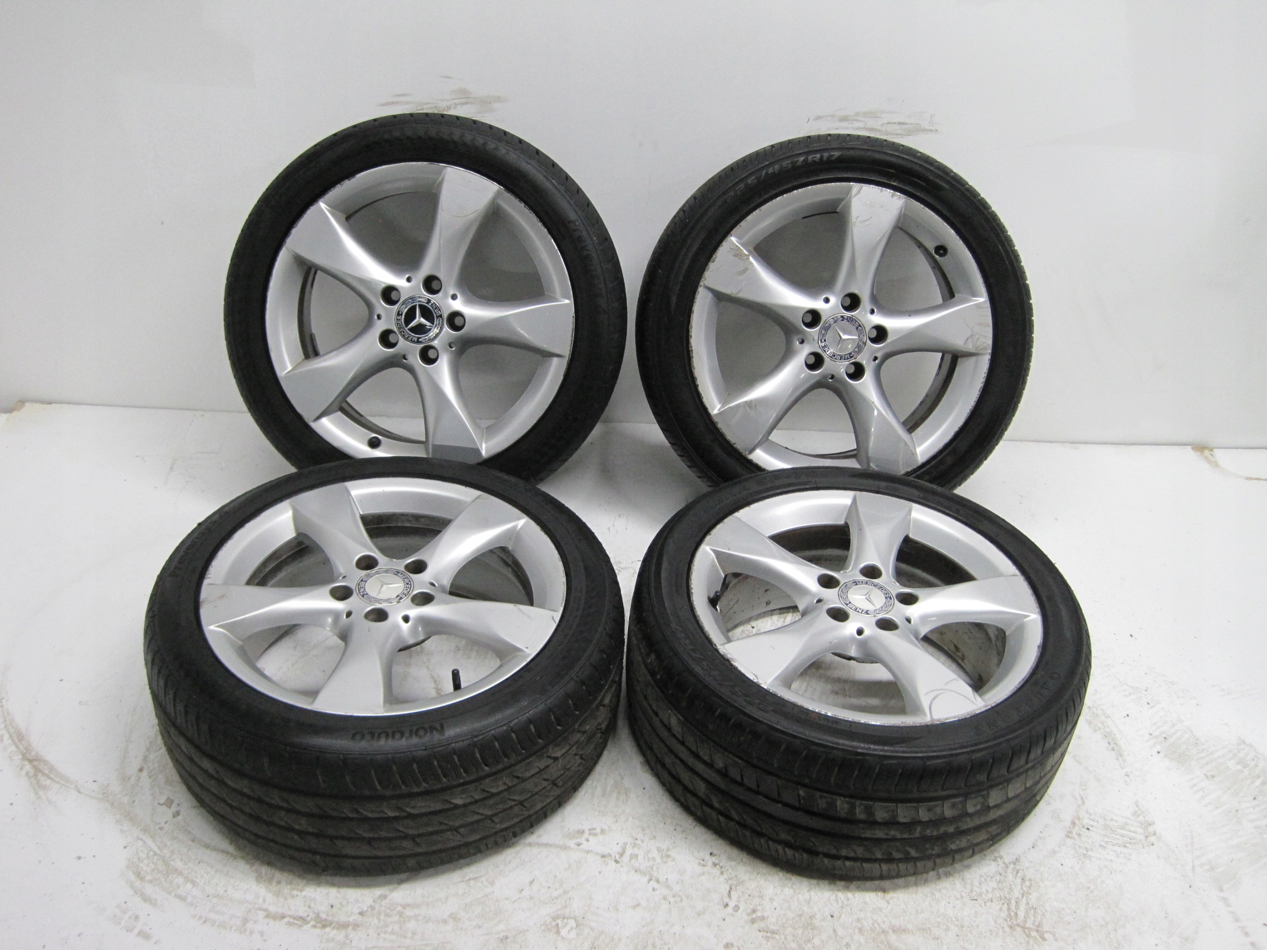 wheels discs tyres MERCEDES B KLASA 246 R17 6 7 MM