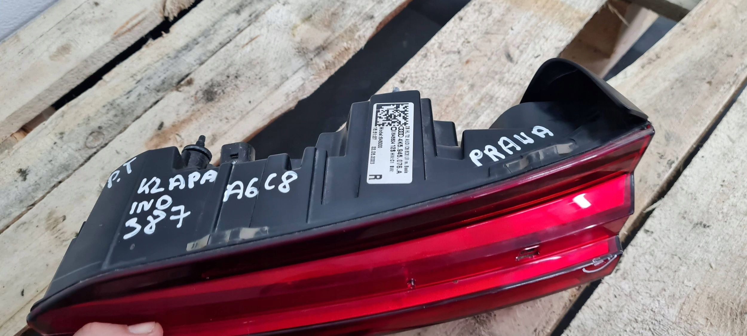A6 C8 4K sedan light LED right right rear part rear 4K5945076A 23R