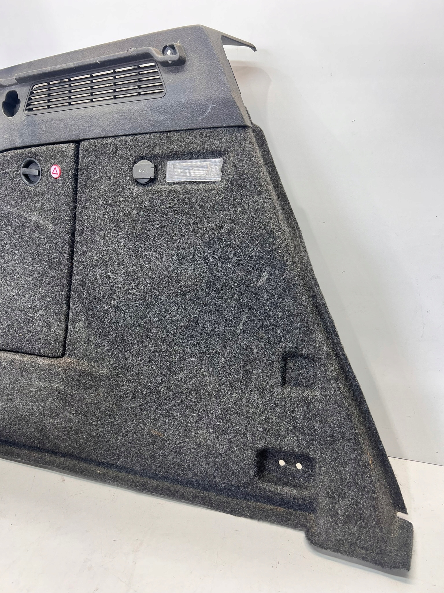 boot upholstery left VW TIGUAN 5N0867427R