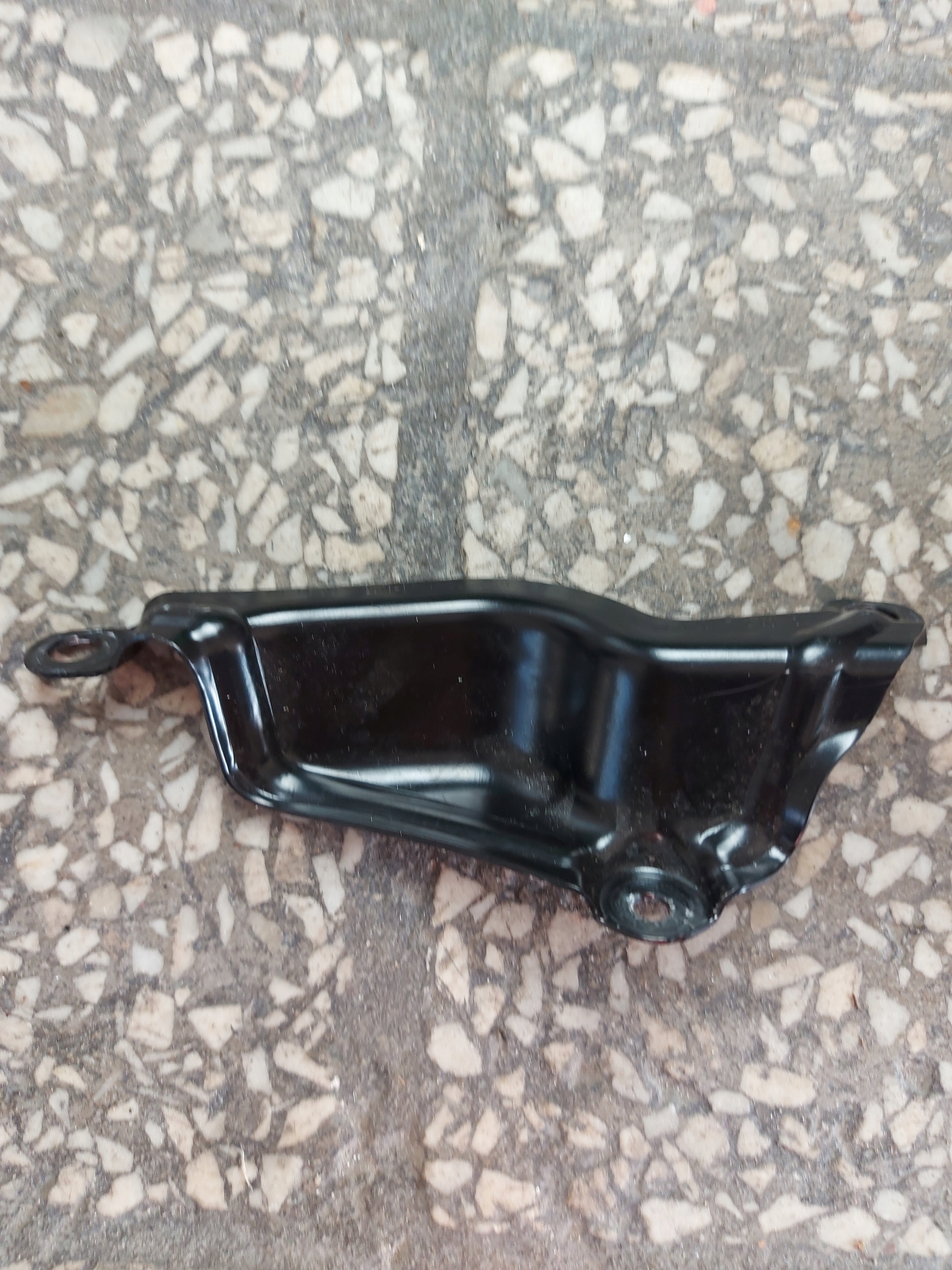 bracket holder bearing windows left MERCEDES C W205 OE