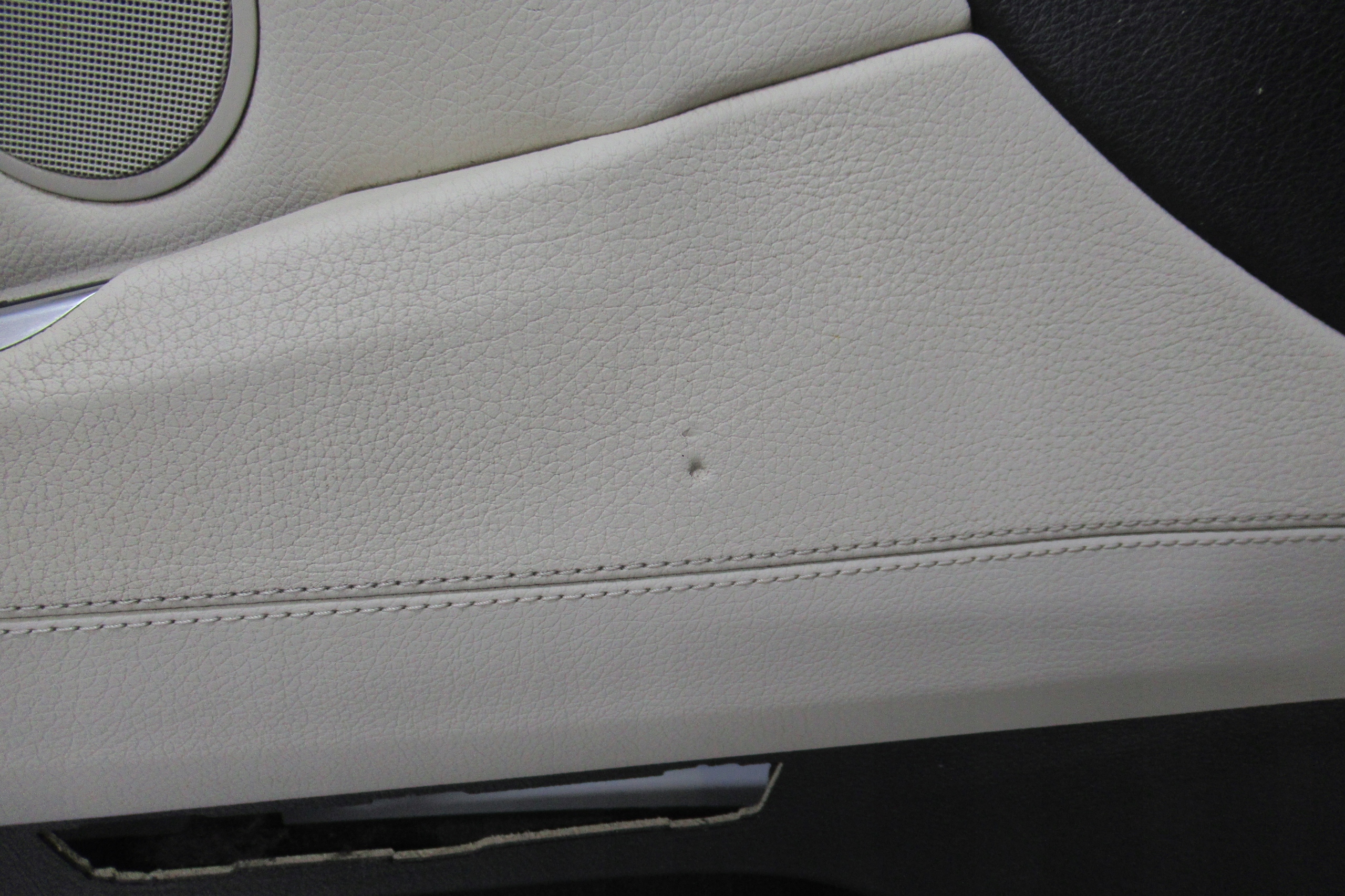BMW 5GT 2009 side door left front