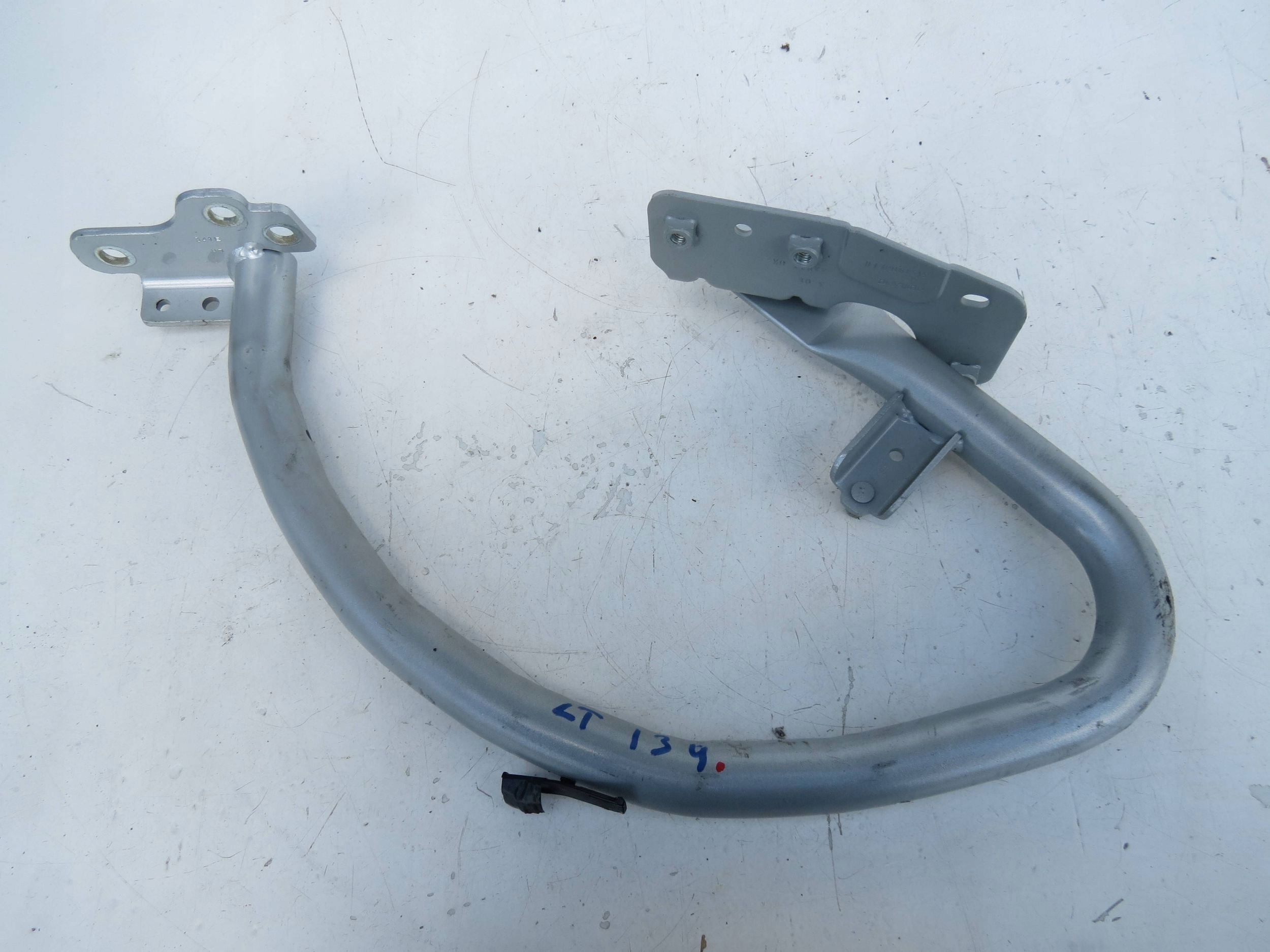 hinge bonnet boot left rear part VOLVO S60 II V60 and 2.4 D5 215KM 31349169