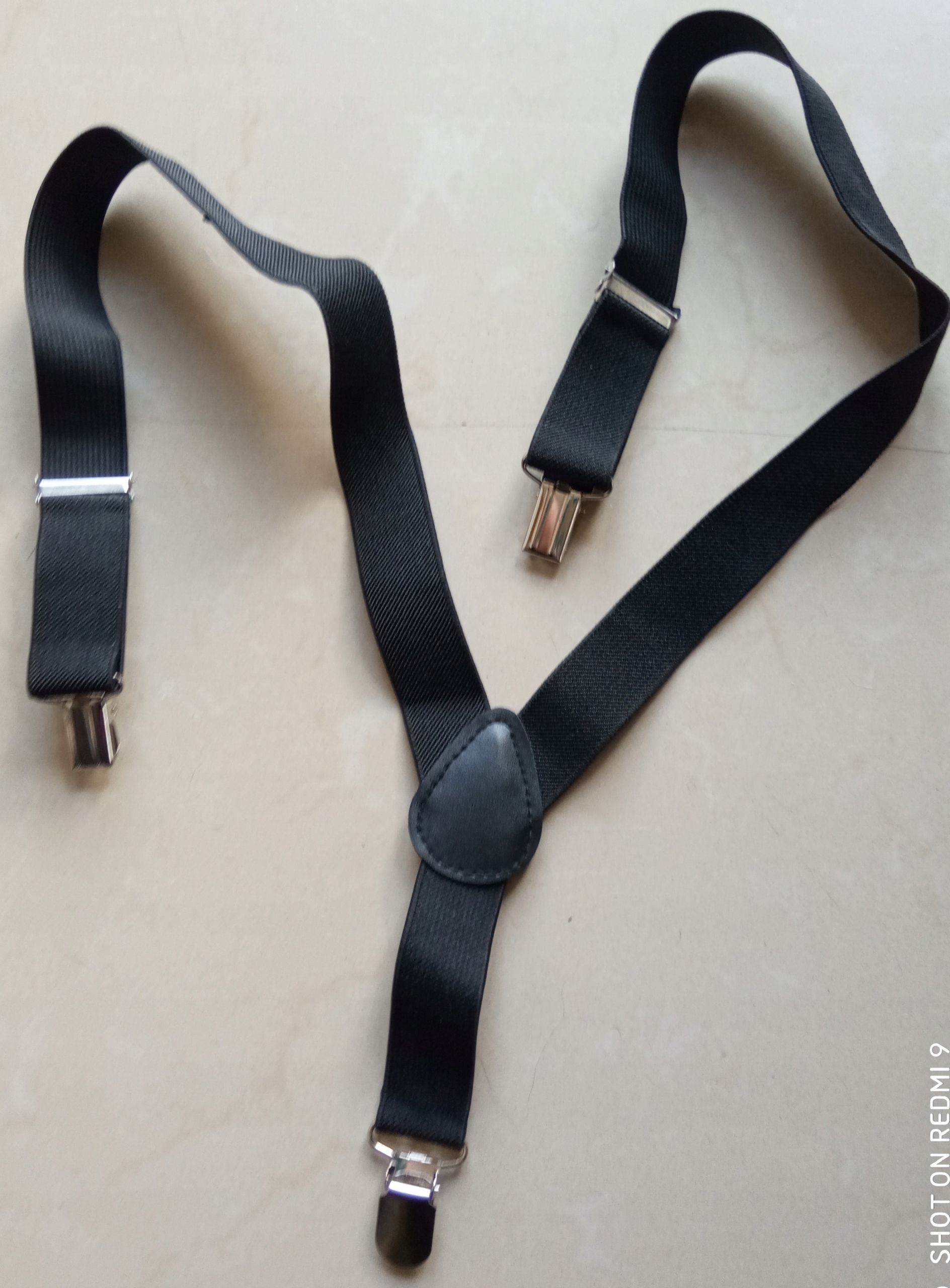 Czarne szelki chłopięce dziecięce regulowane Marka bez marki