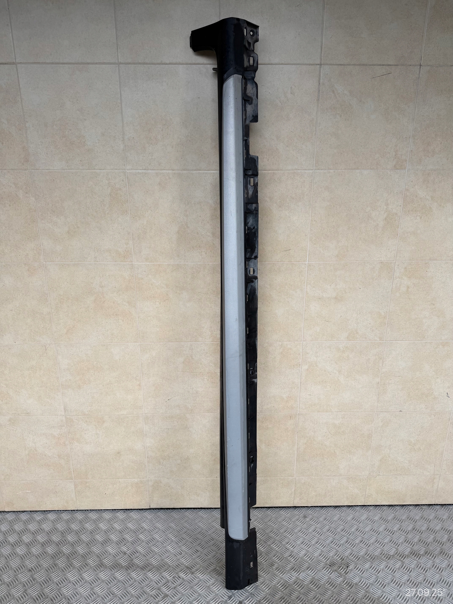 moulding threshold right FORD FOCUS MK4 ST-LINE JX7B-A10154-B