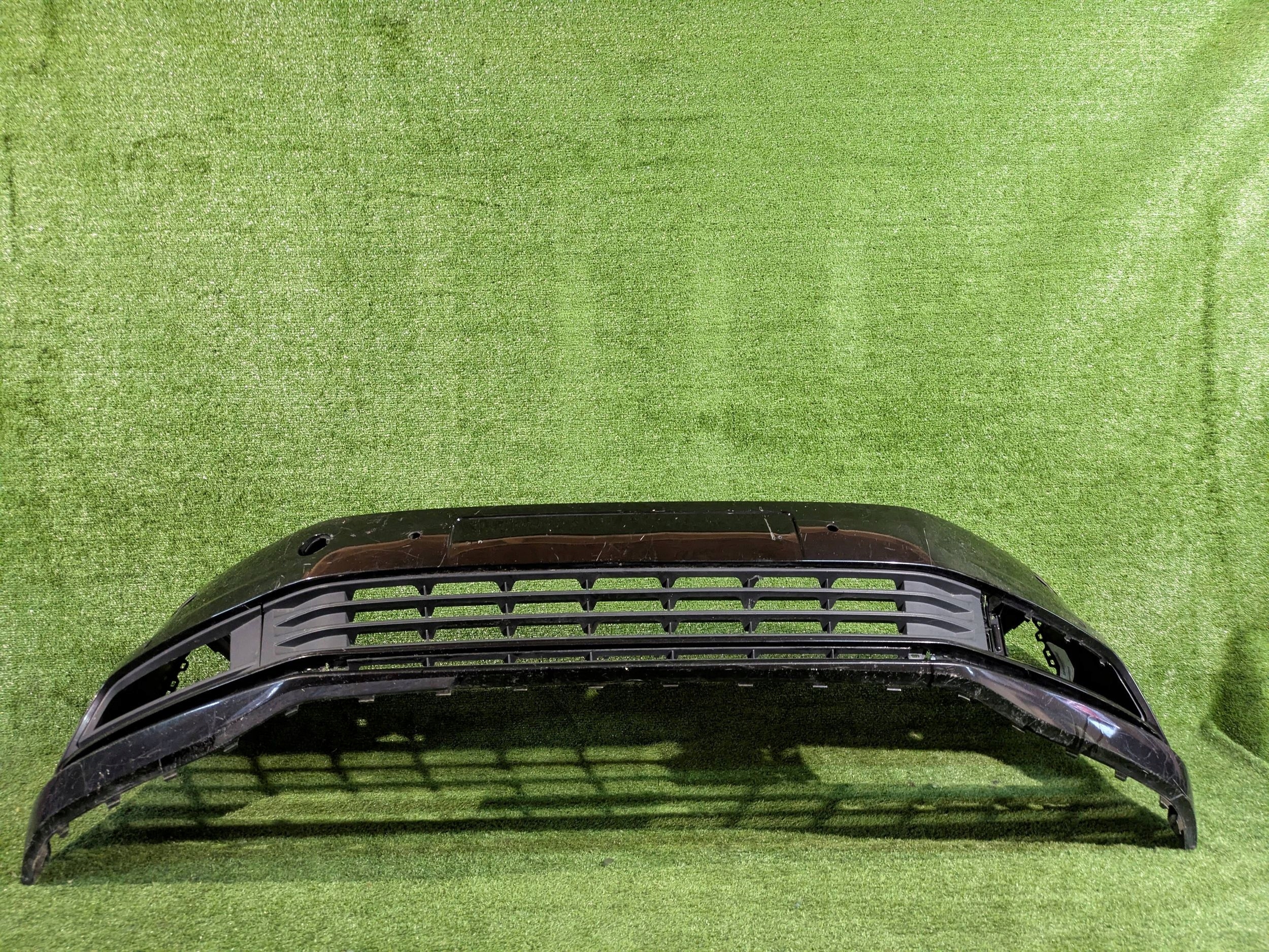 front bumper front VW TOURAN II 5TA 15- NR.Z8634