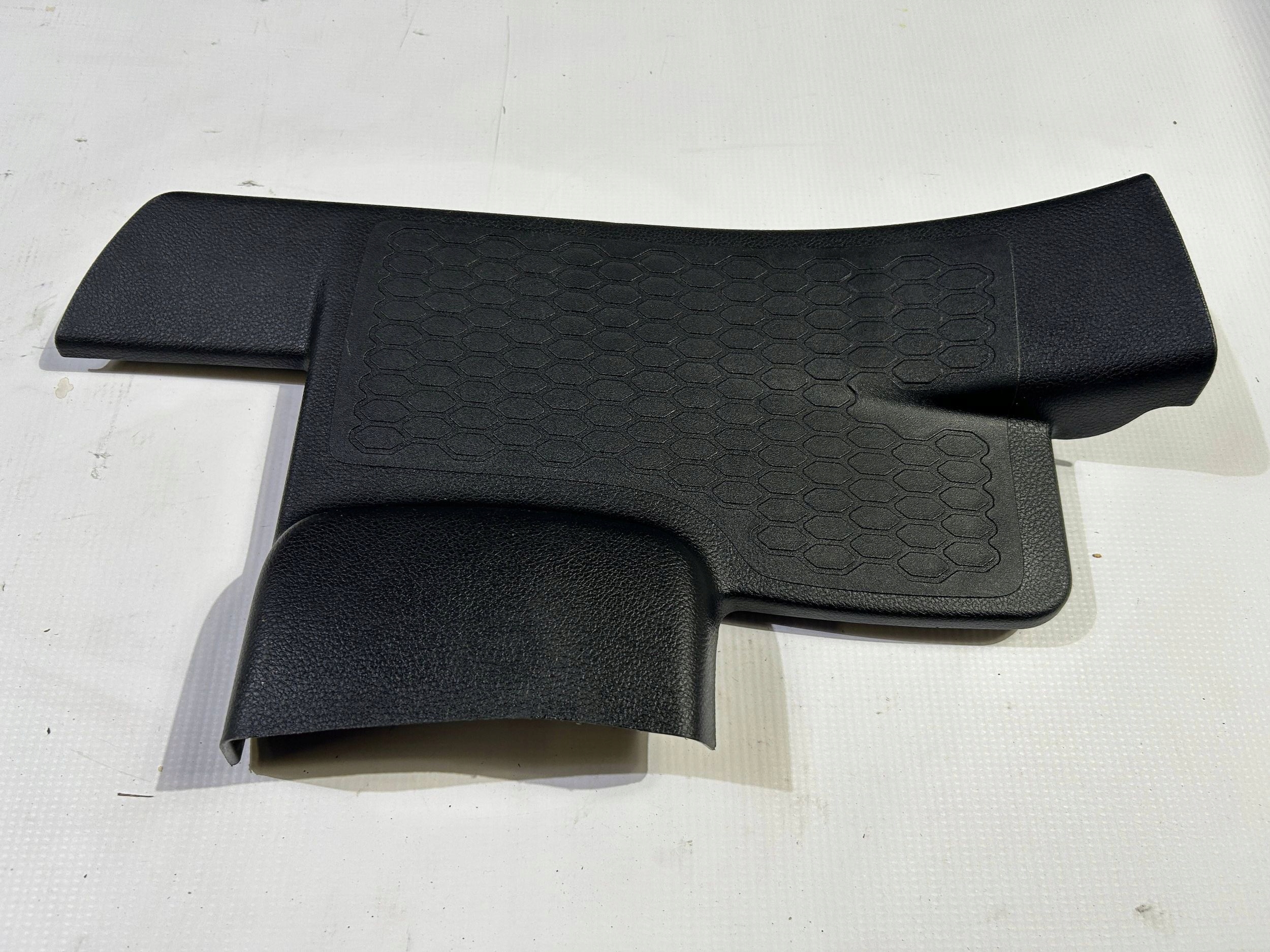 moulding cover threshold right rear part rear. right Dodge Durango 2014