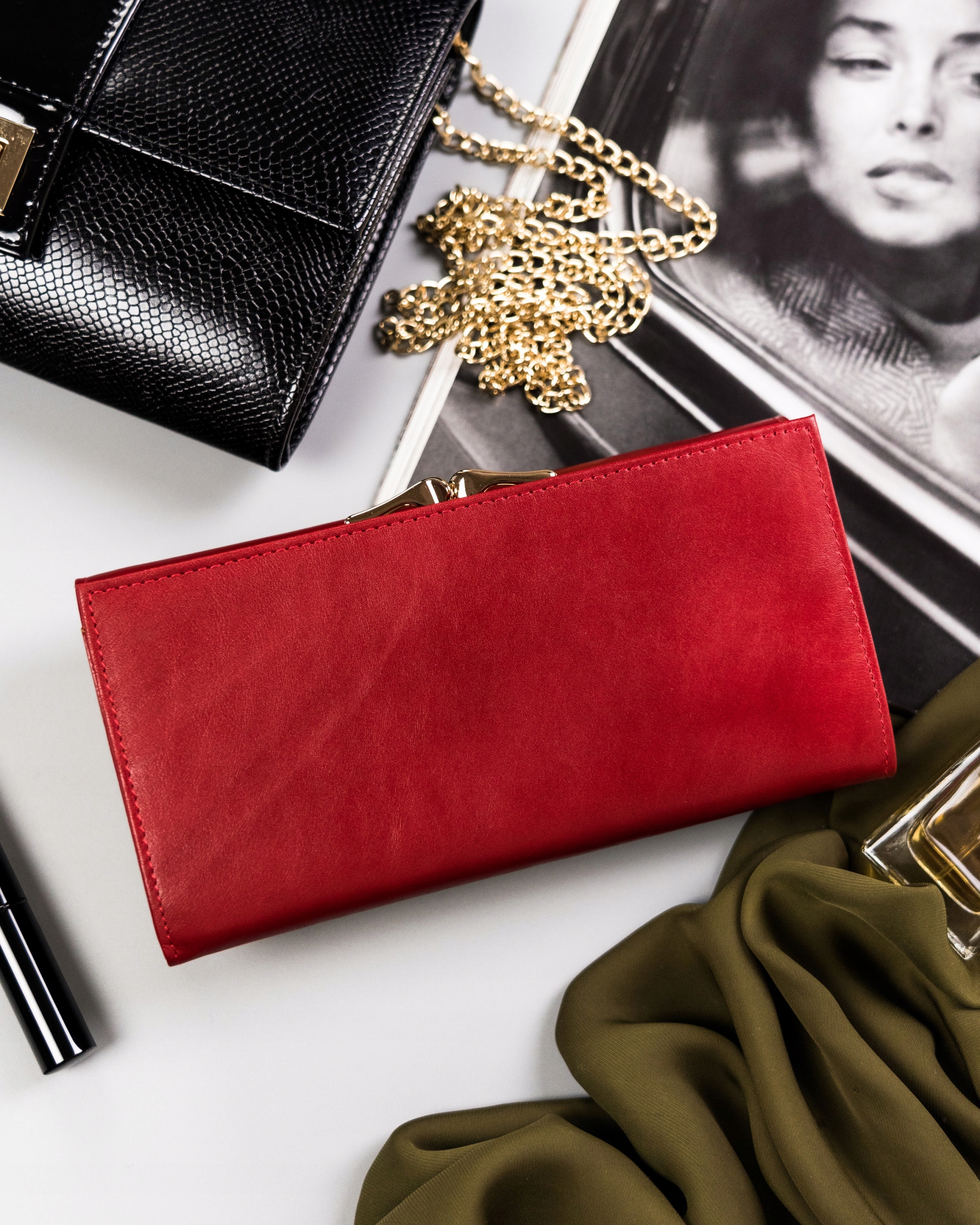 PETERSON PORTFEL DAMSKI SKÓRZANY NA BIGIEL RFID Kod producenta PTN 421028-SGN-7730