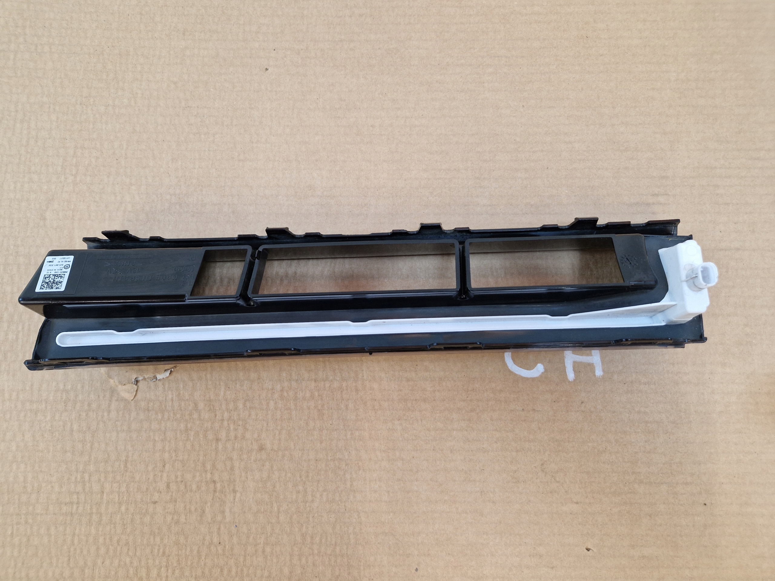 vw PASSAT B9 3J0 led решетка 3J0941654 3J0941653