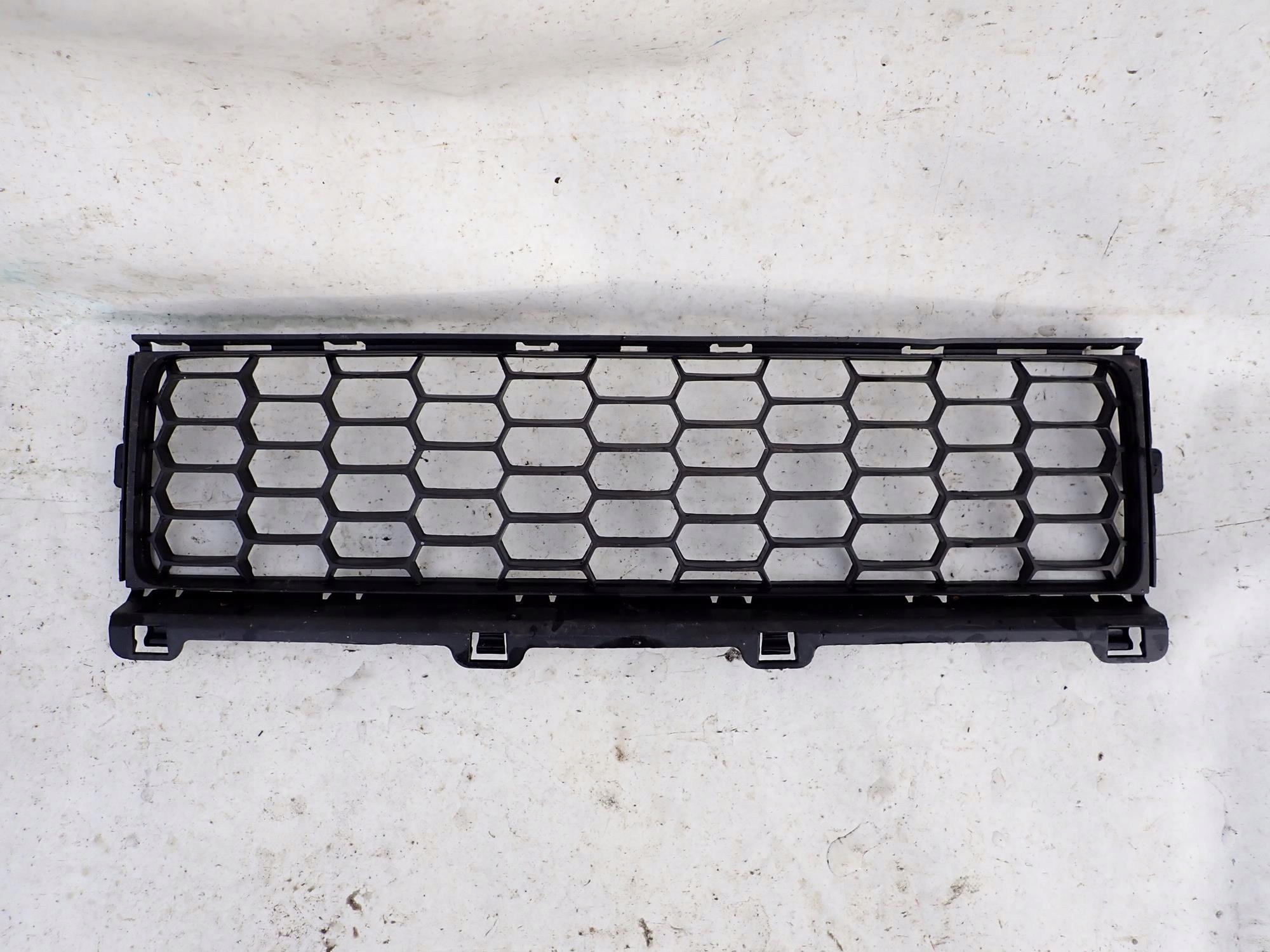 735587833 - JEEP RENEGADE 14-18 РЕШІТКА БАМПЕРА СЕРЕДНЯ