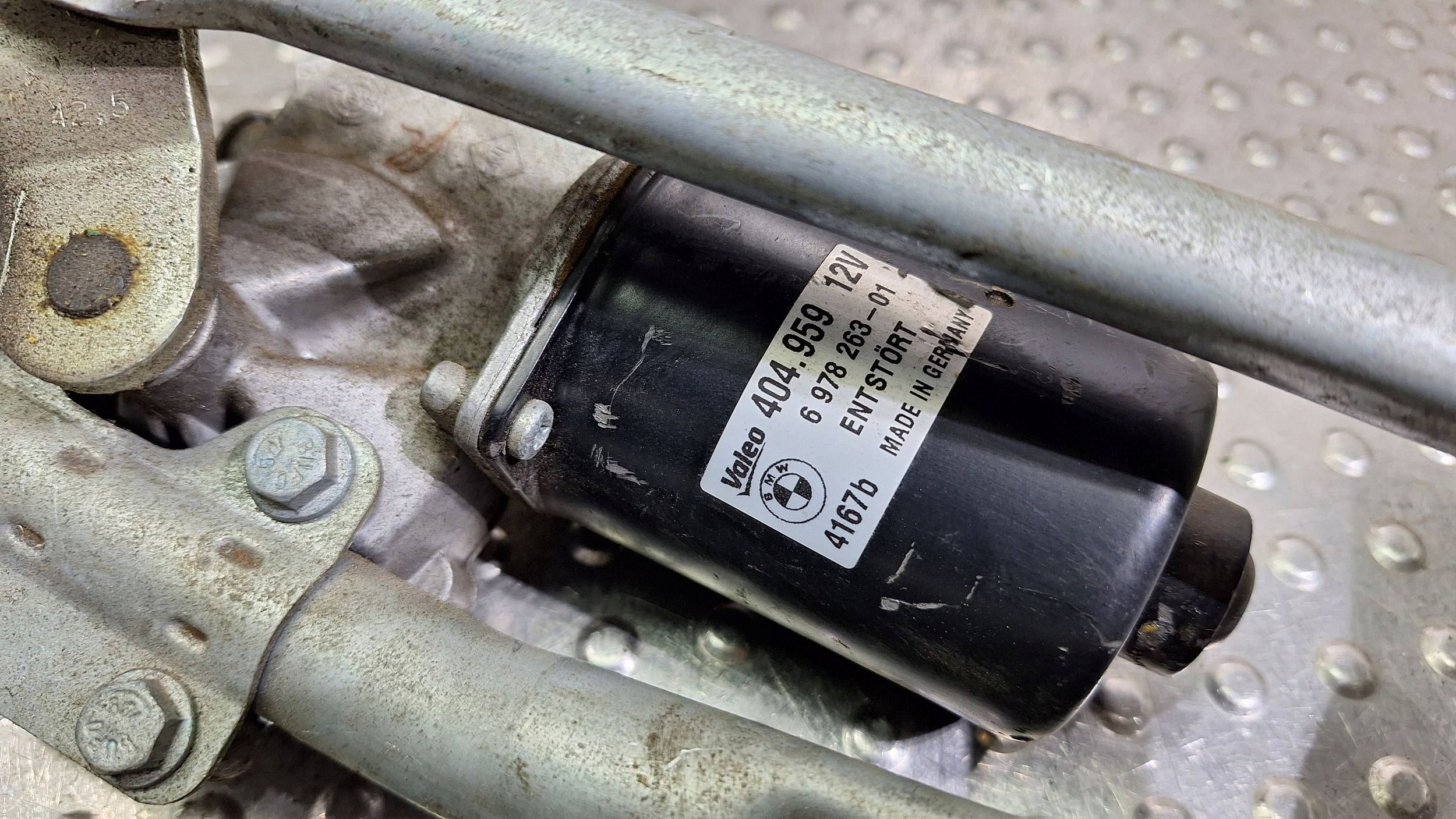 Gestänge Motor Wischer vorne 6978263 BMW 3 E90 E91 E92 E93 EUROPA