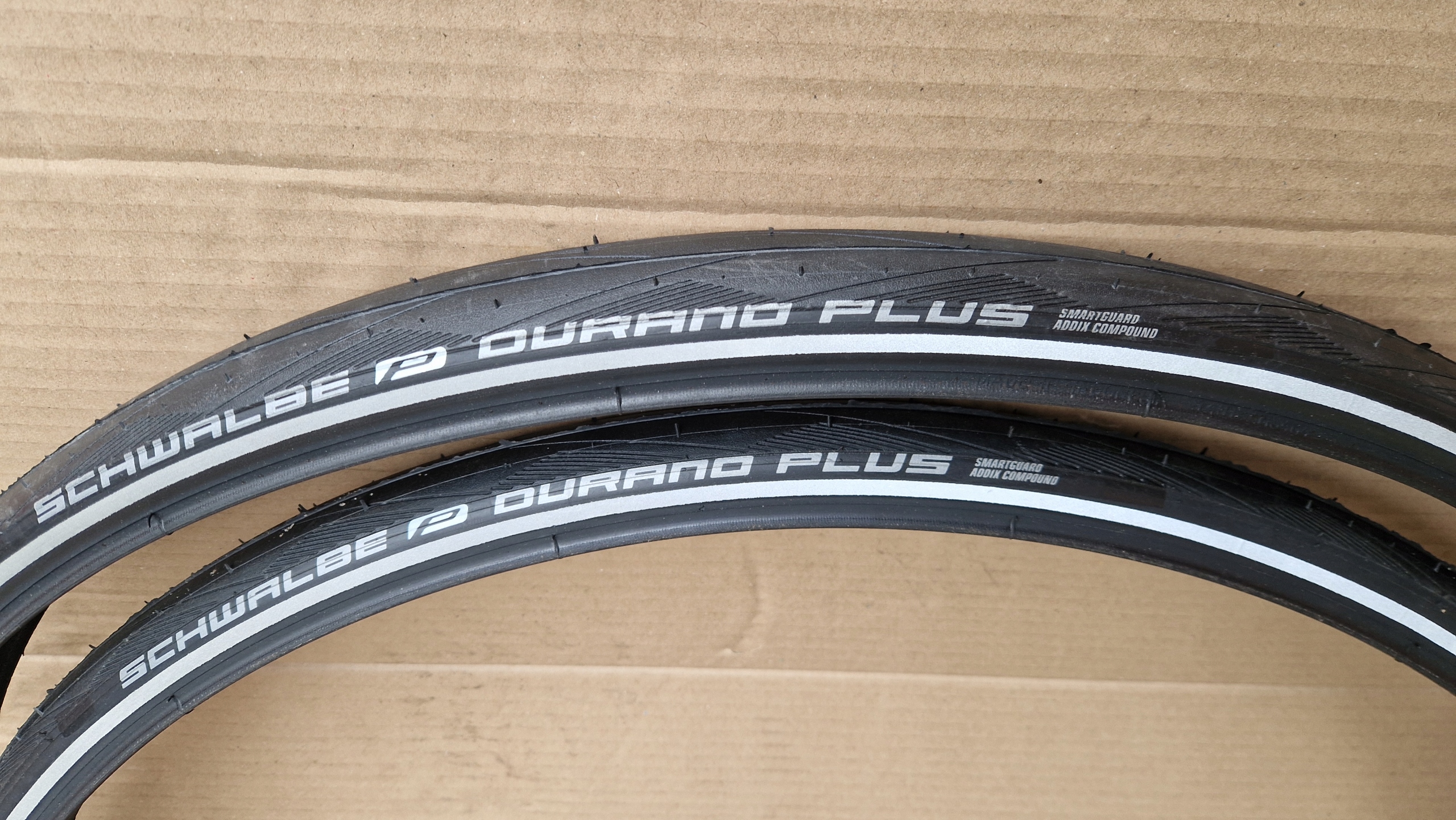 Nowa Opona szosowa Schwalbe Durano plus 28-622 Addix Smartguard odblask ref