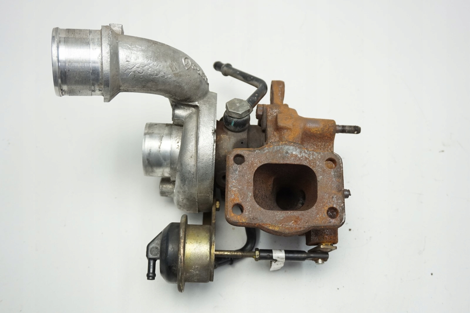 turbo 7700858124 Volvo S40 V40 1,9 TD