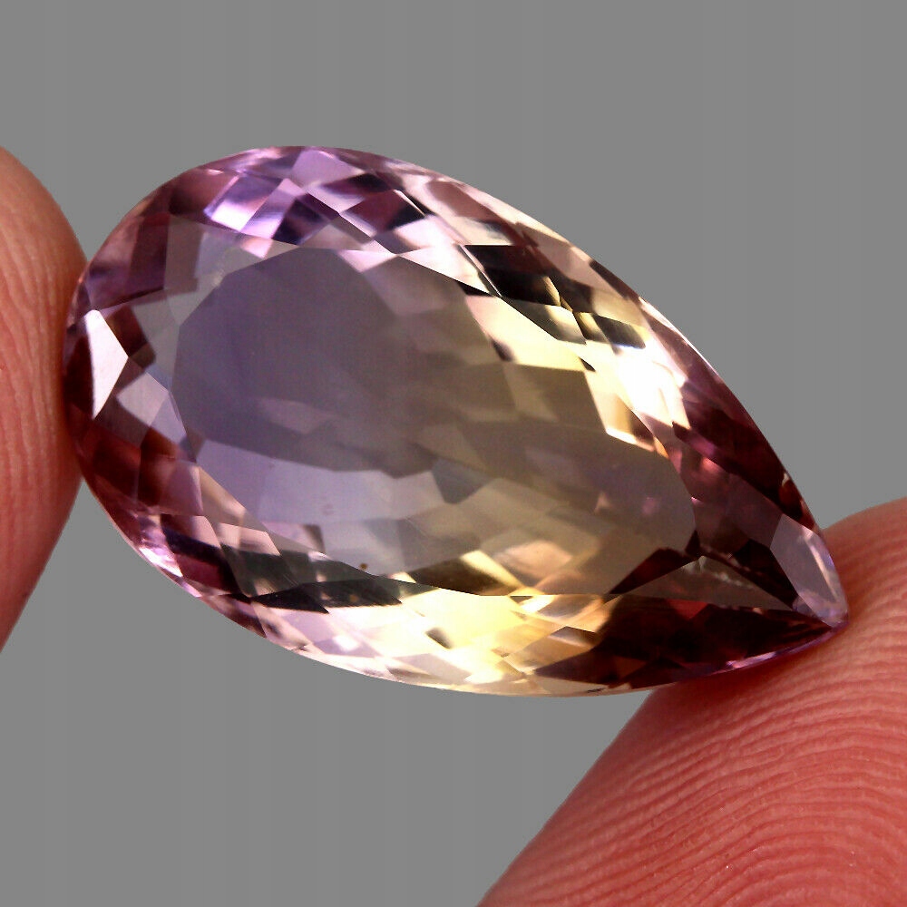 Přírodní kámen ametrin 18.6ct Vvs dvoubarevný