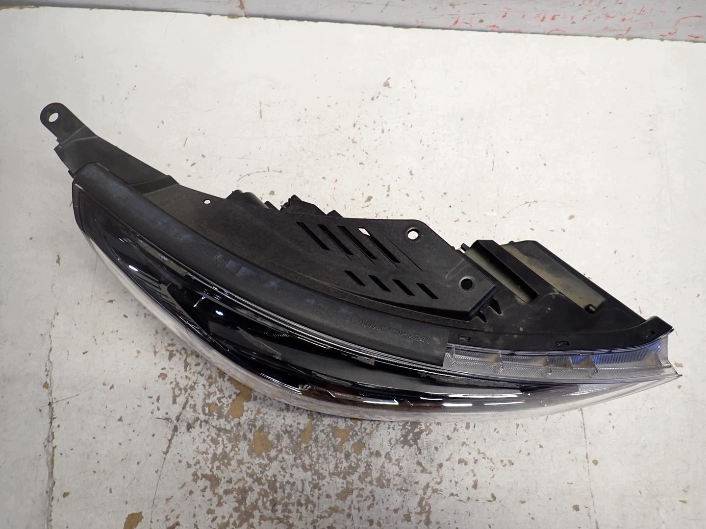 light front front right HYUNDAI I30 III LIFT 2020- FULL LED 92102-G4600