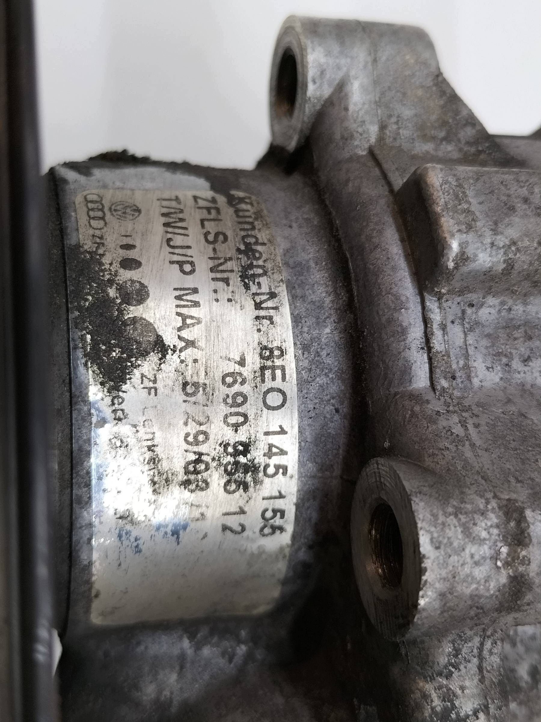 pompa servosterzo 8E0145156 1.9 TDI Audi A4 II (2000-2006) B6