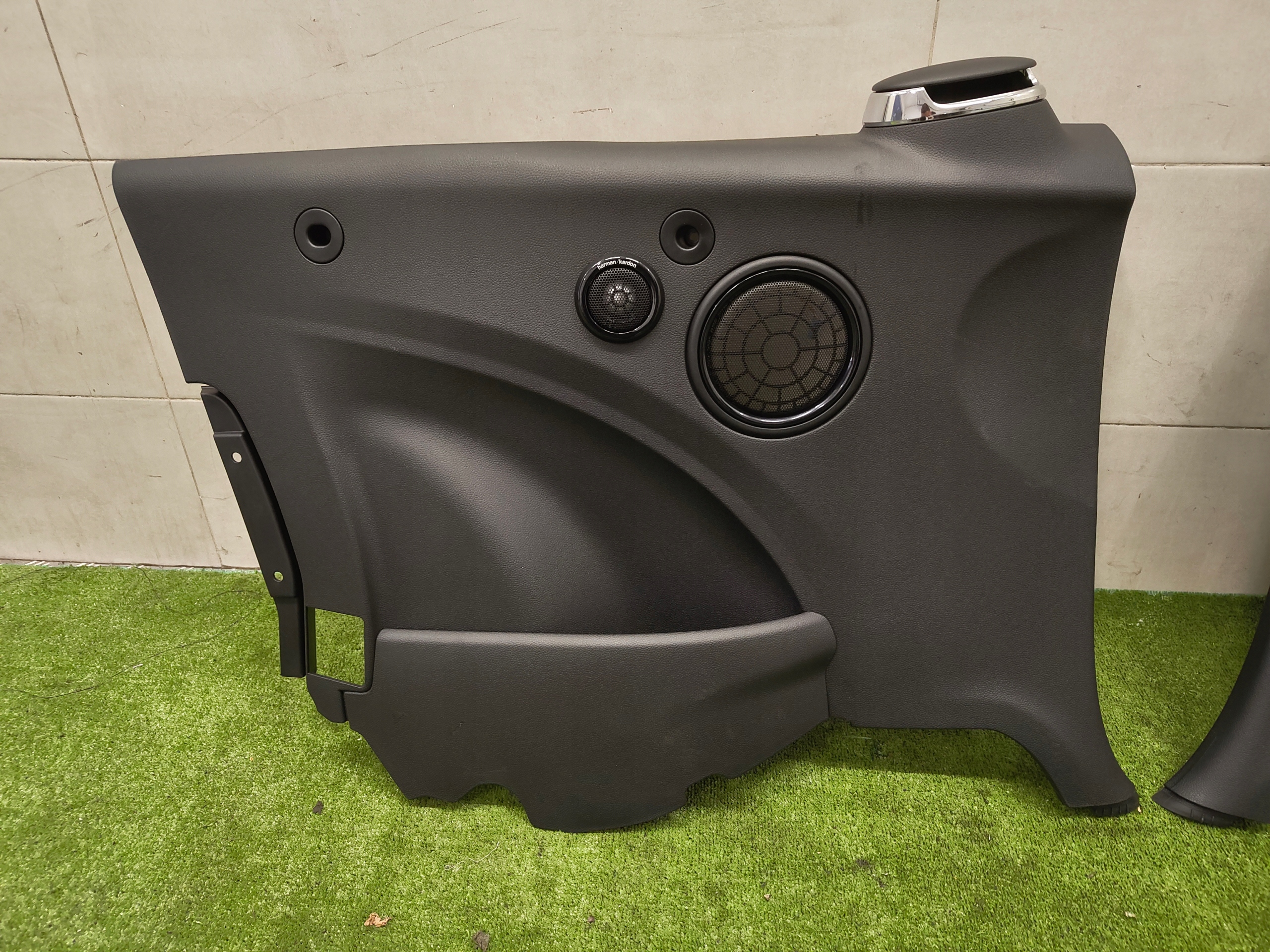 MINI F57 LCI upholstery side rear part right left HARMAN KARDON