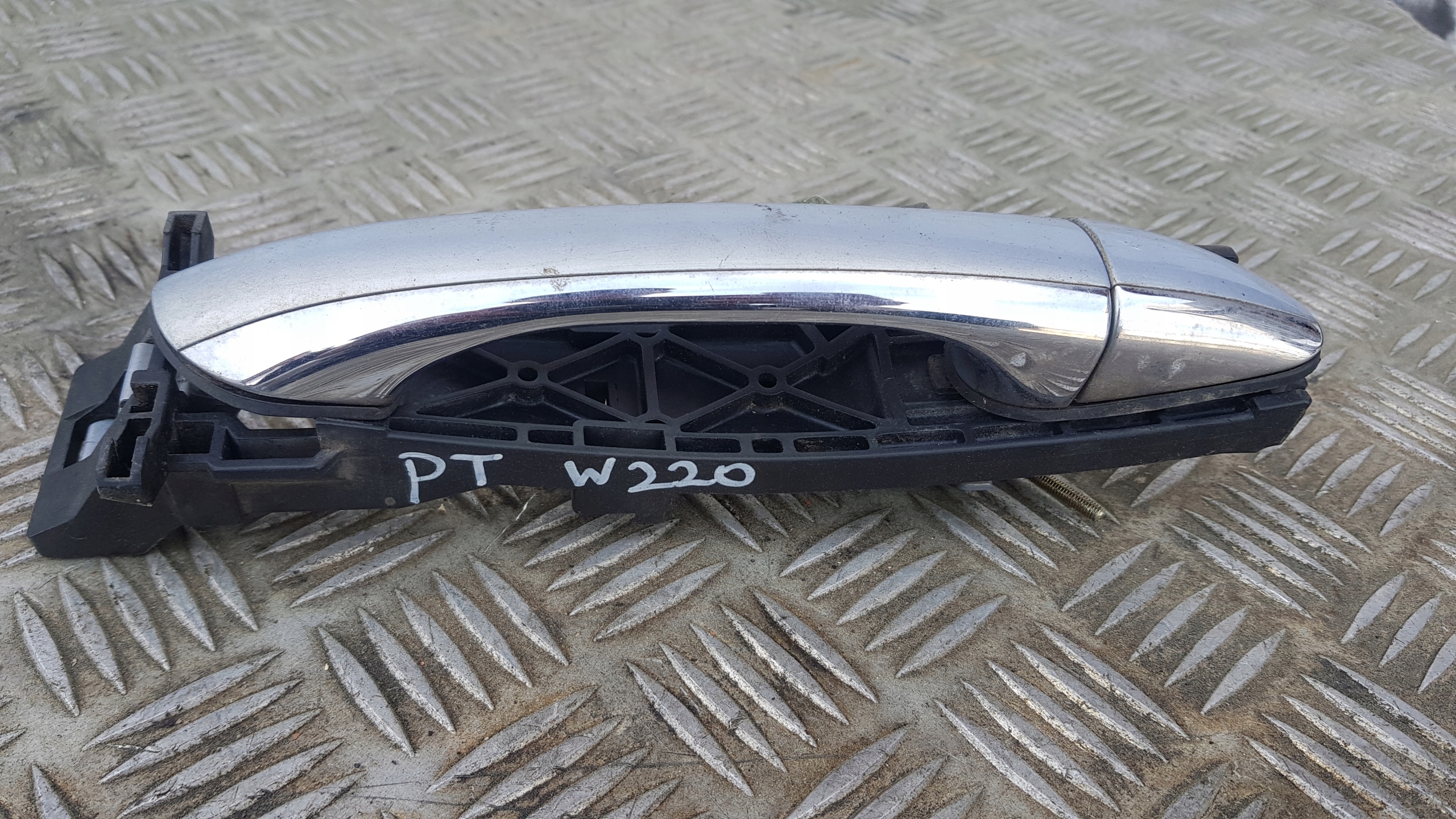 MERCEDES W220 347 handle right rear part exterior