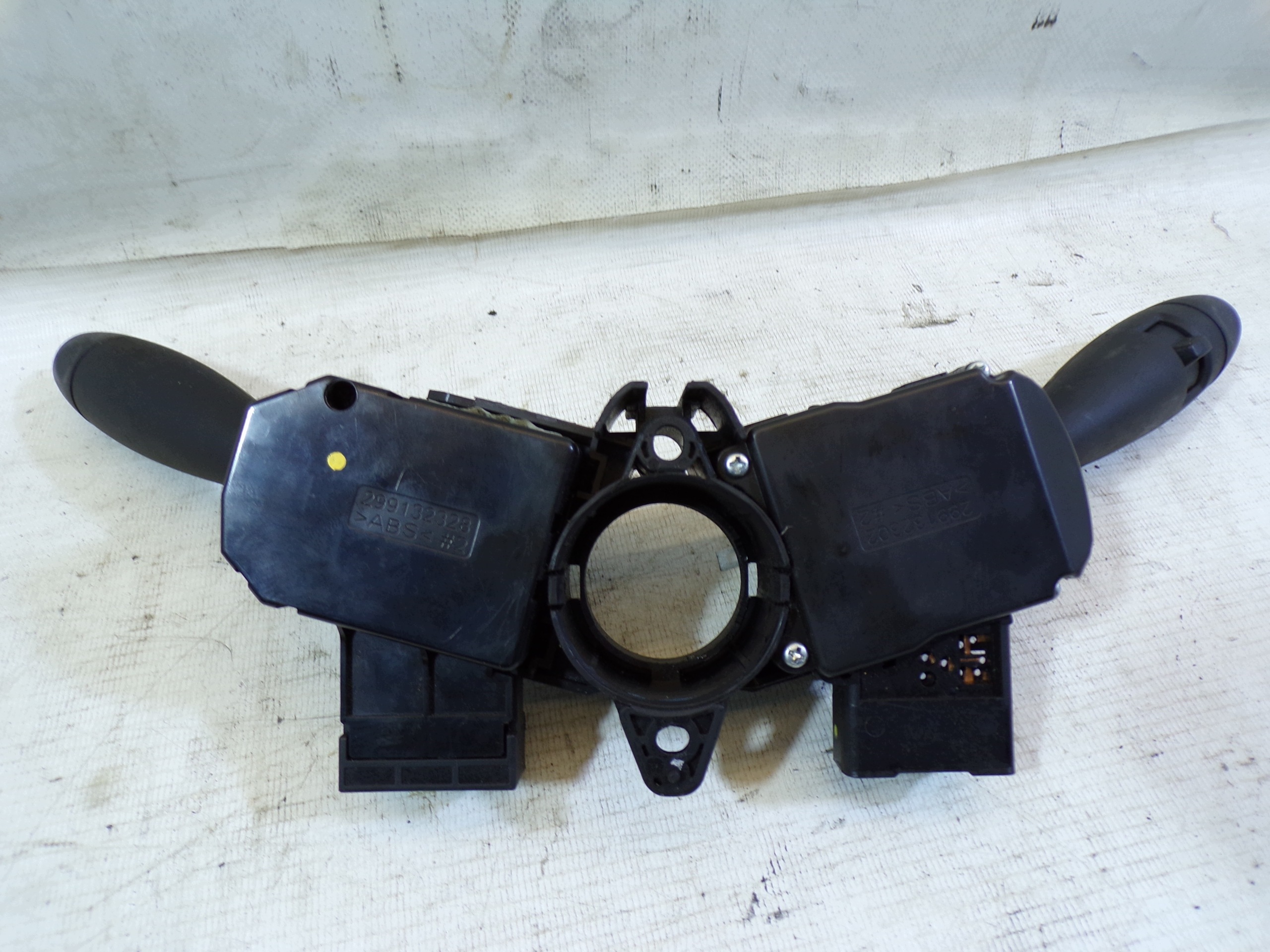 commande levier commodo sous volant HYUNDAI I10 i10 2 II LIFT 93410B9521