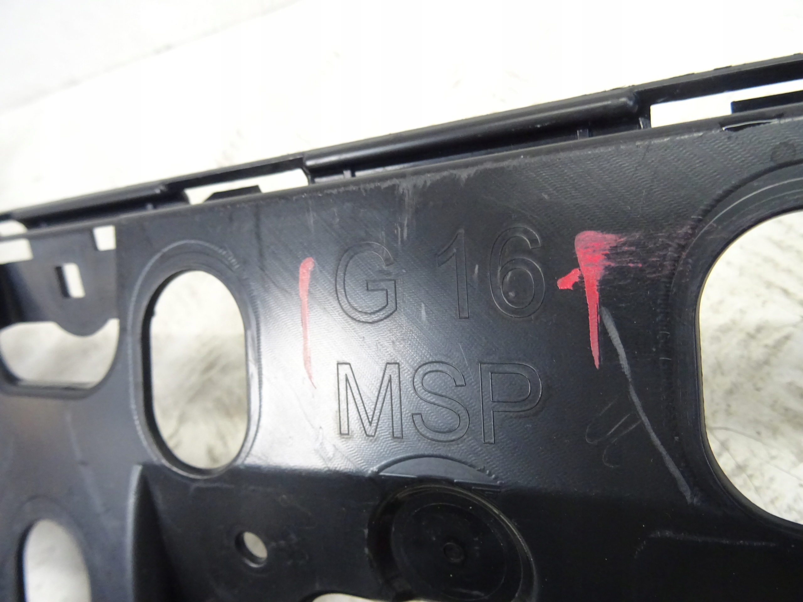 bumper bracket rear part rear holder BMW 8 G16 51128075305
