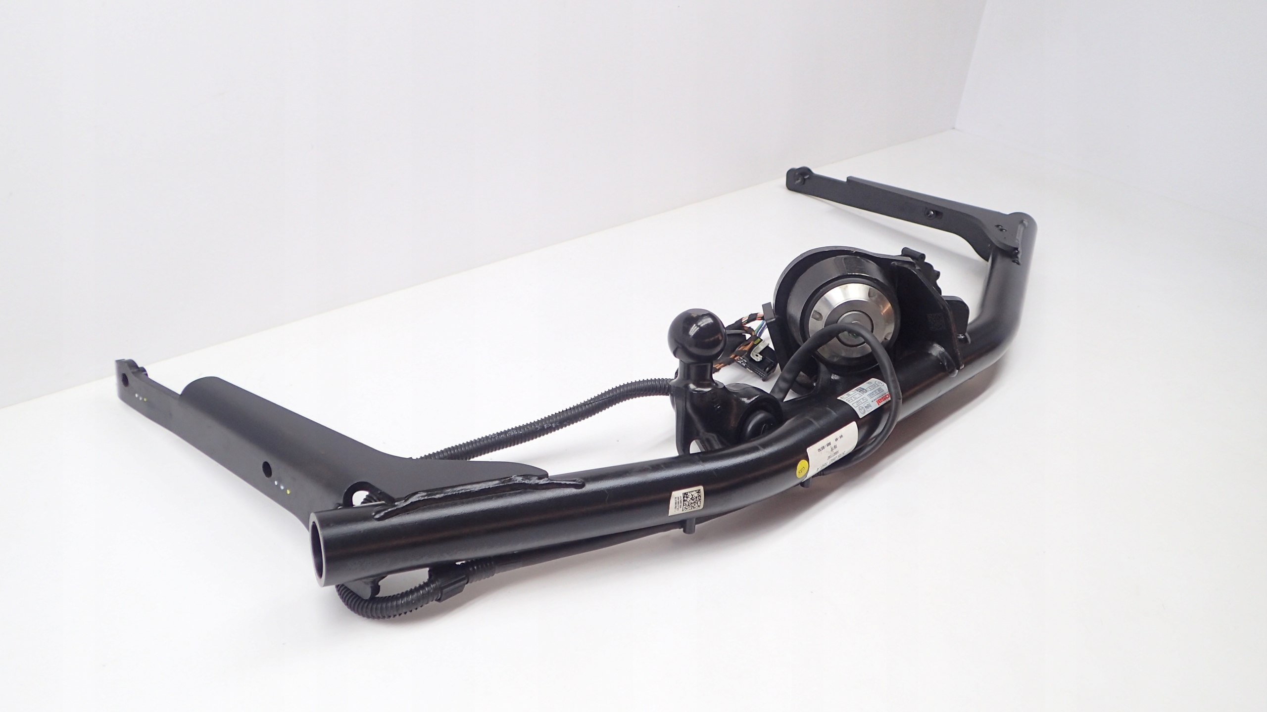 SEAT ATECA HAK HOLOWNICZY 575092160A Typ samochodu 4x4/SUV Samochody osobowe