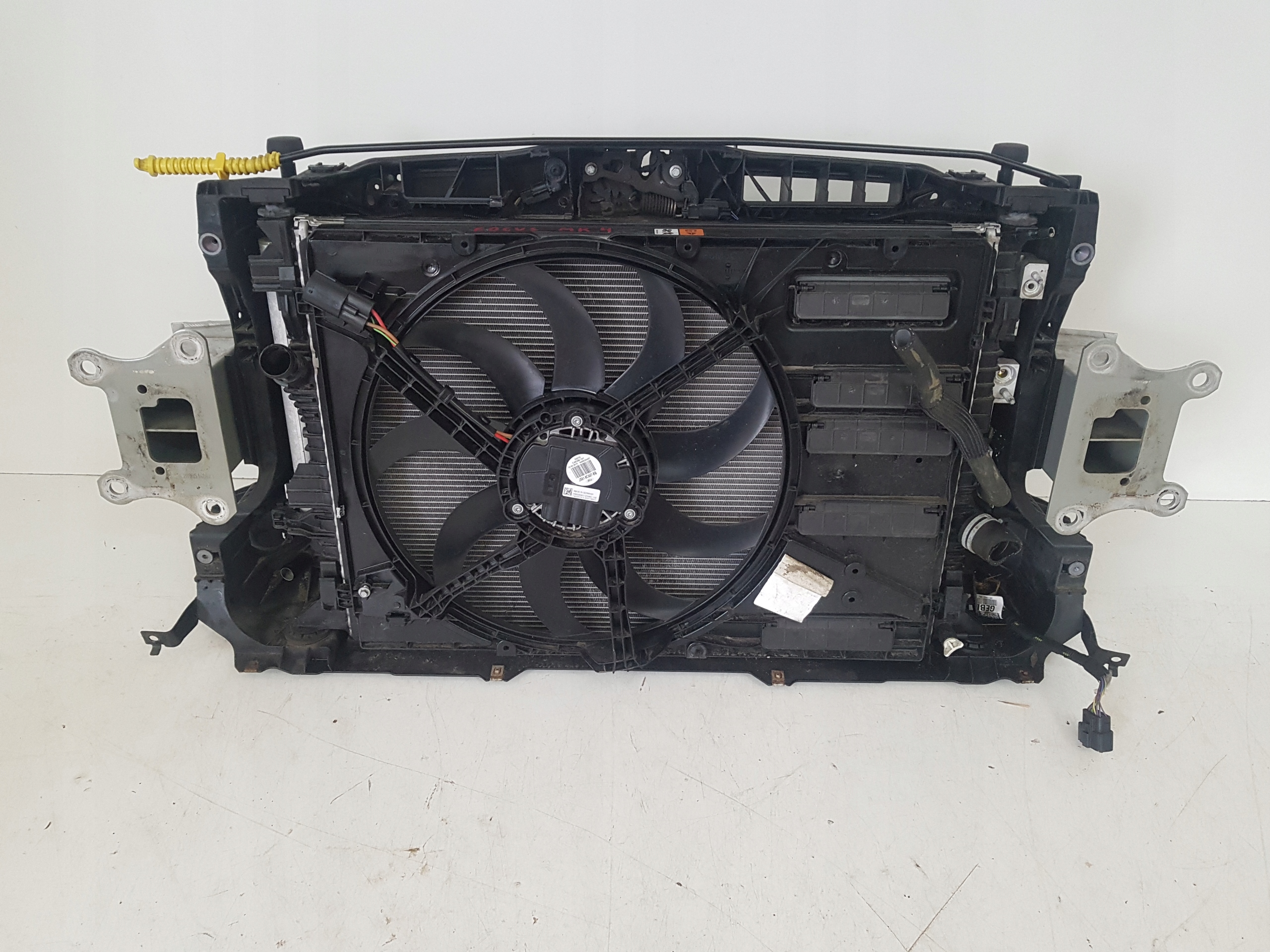 FORD FOCUS MK4 1.5 TDCI AUTOMAT PAS CHLODNICE IGLA Producent części Ford OE