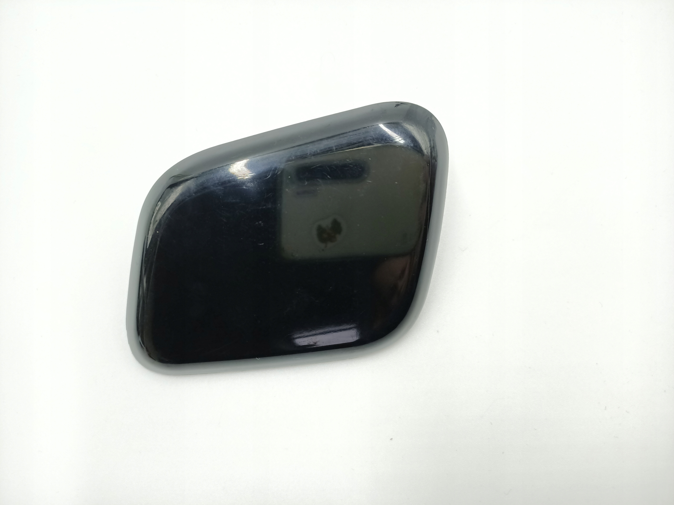 NOWY SPRYSKIWACZ Z ZASLEPKA NISSAN QASHQAI 2013 Installation side right