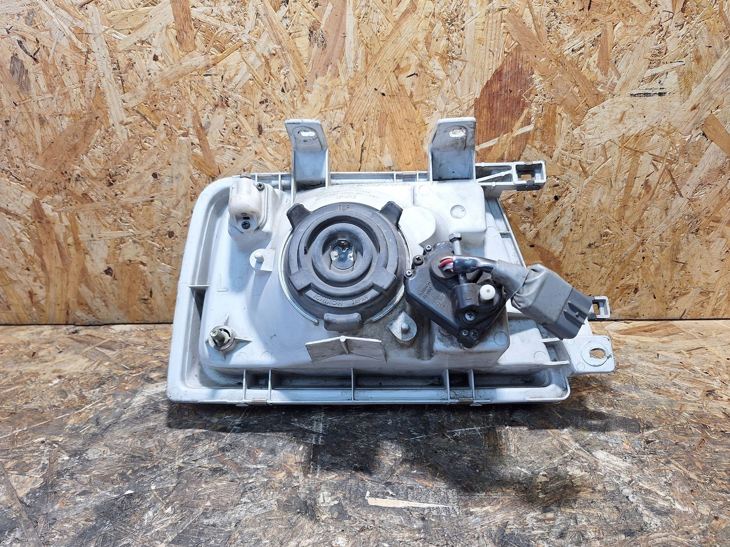 light front left DAIHATSU FEROZA 93-98 EUROPA