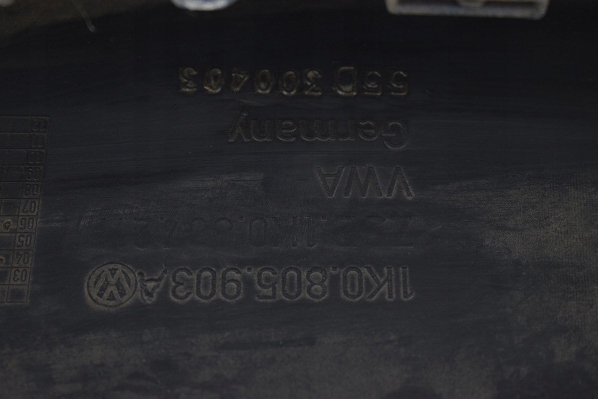 nárazník přední předek VW GOLF V 5