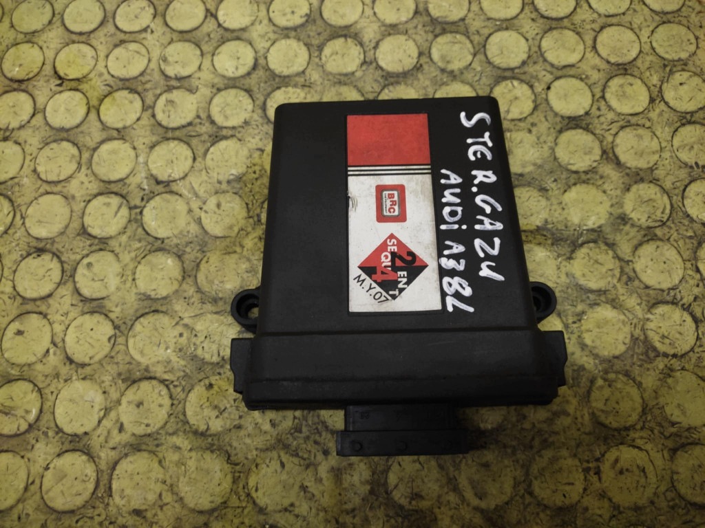 AUDI A3 8L control unit gas BRC