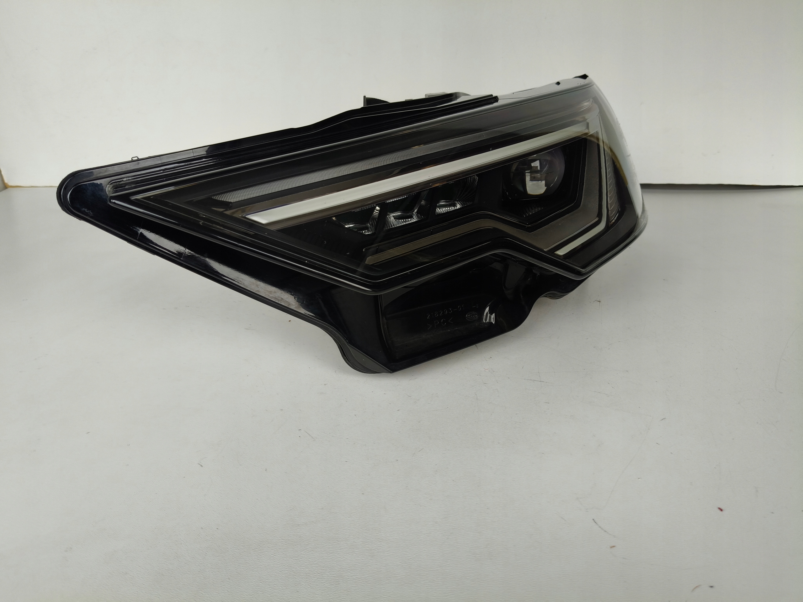 Licht links REFLEKTOR AUDI A6 C8 4K 4K0 18- FULL LED