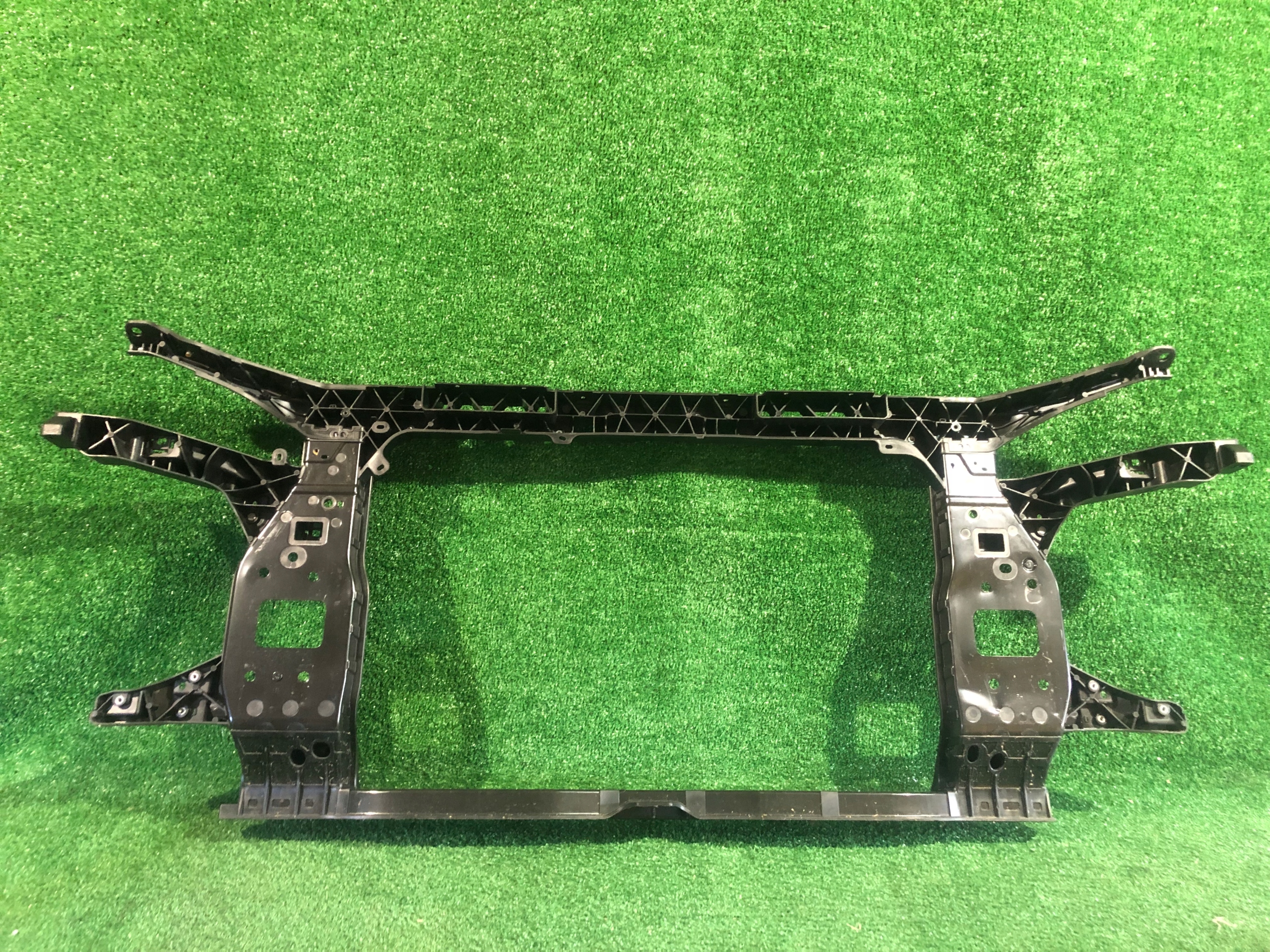 support panel for radiators pillar iron HYUNDAI TUCSON IV 64101-N7000 NR.69