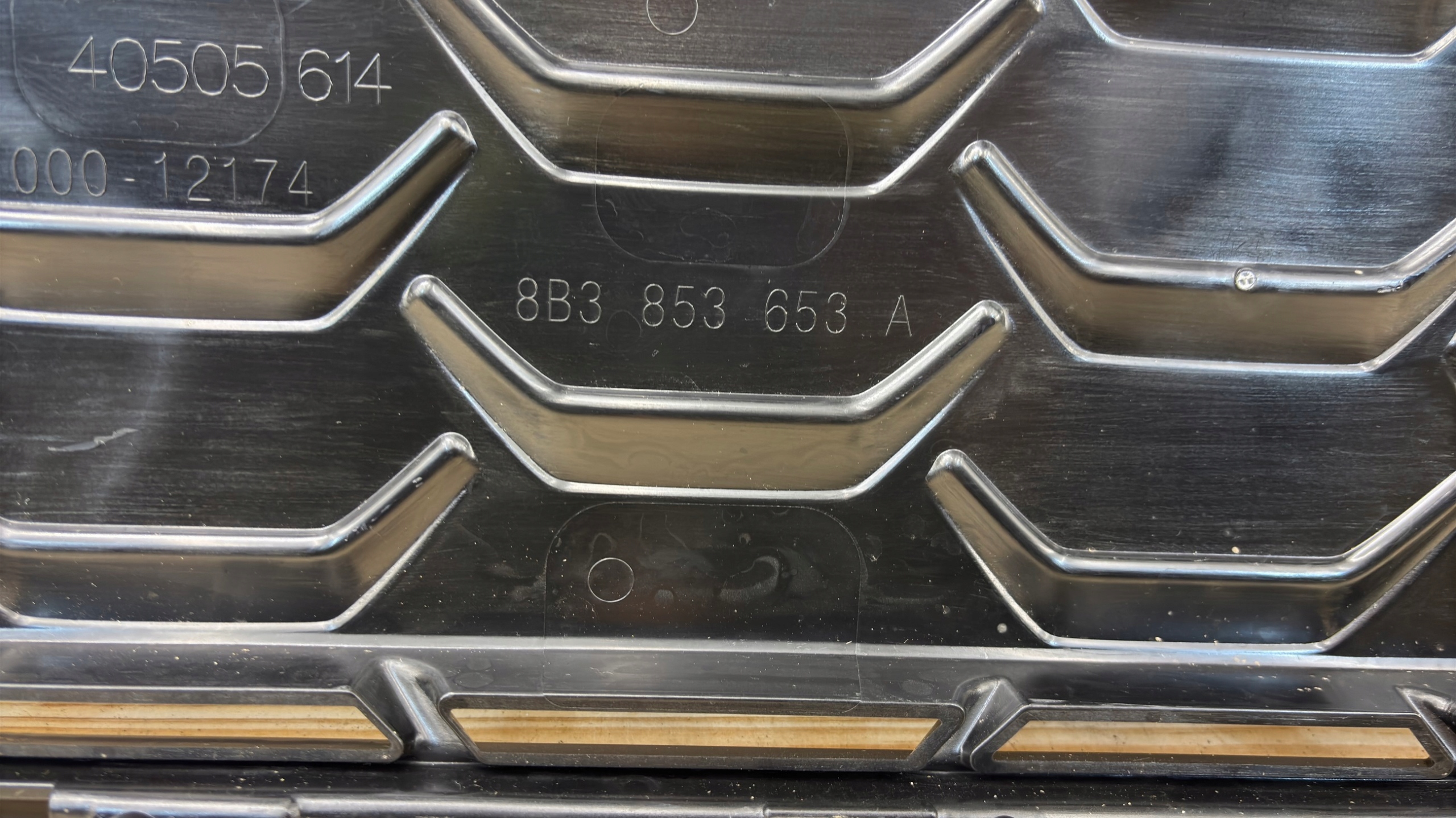 Audi A4 8B3 Kühlergrill FRONTGRILL Kühlergitter 8B3853653A0 - Thumbnail 4