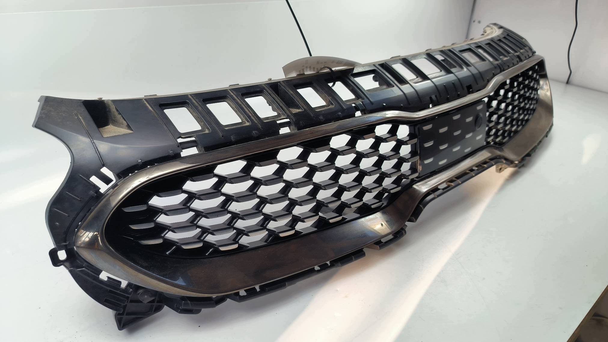 Grill Grill 8635AJ5800 GT KIA STINGER GT