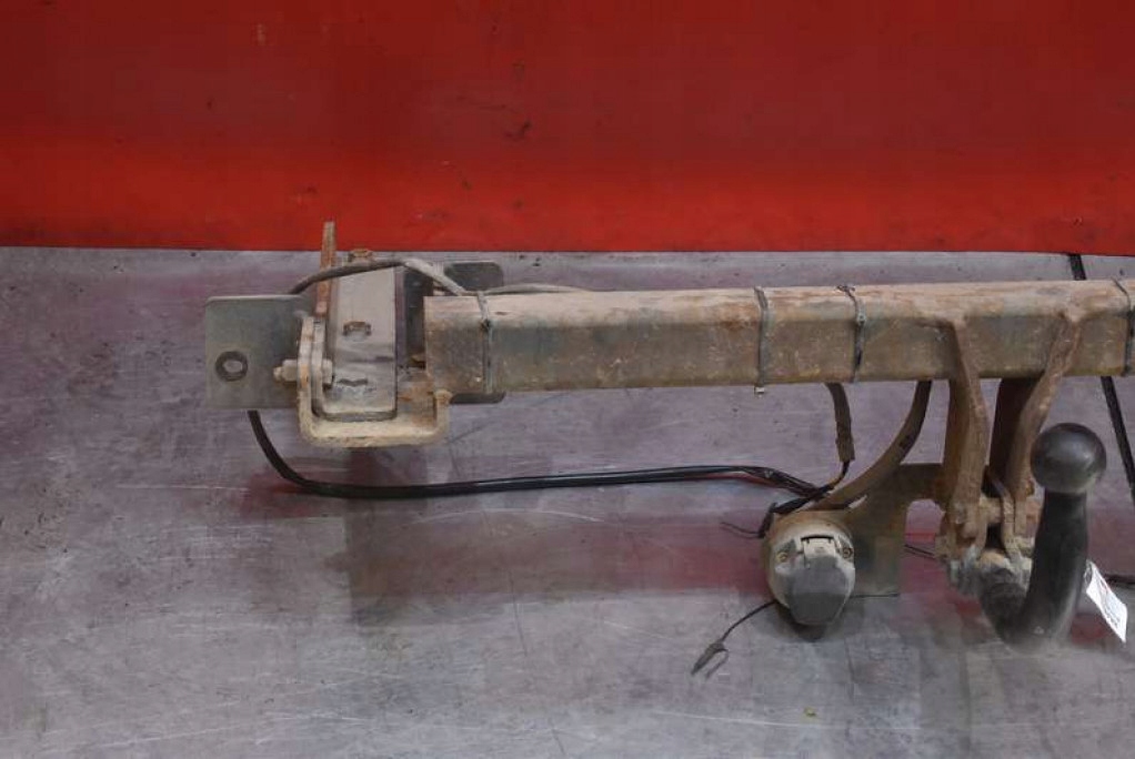 HAK HOLOWNICZY CHEVROLET CRUZE SEDAN 09-12 Numer katalogowy producenta CHEVROLET