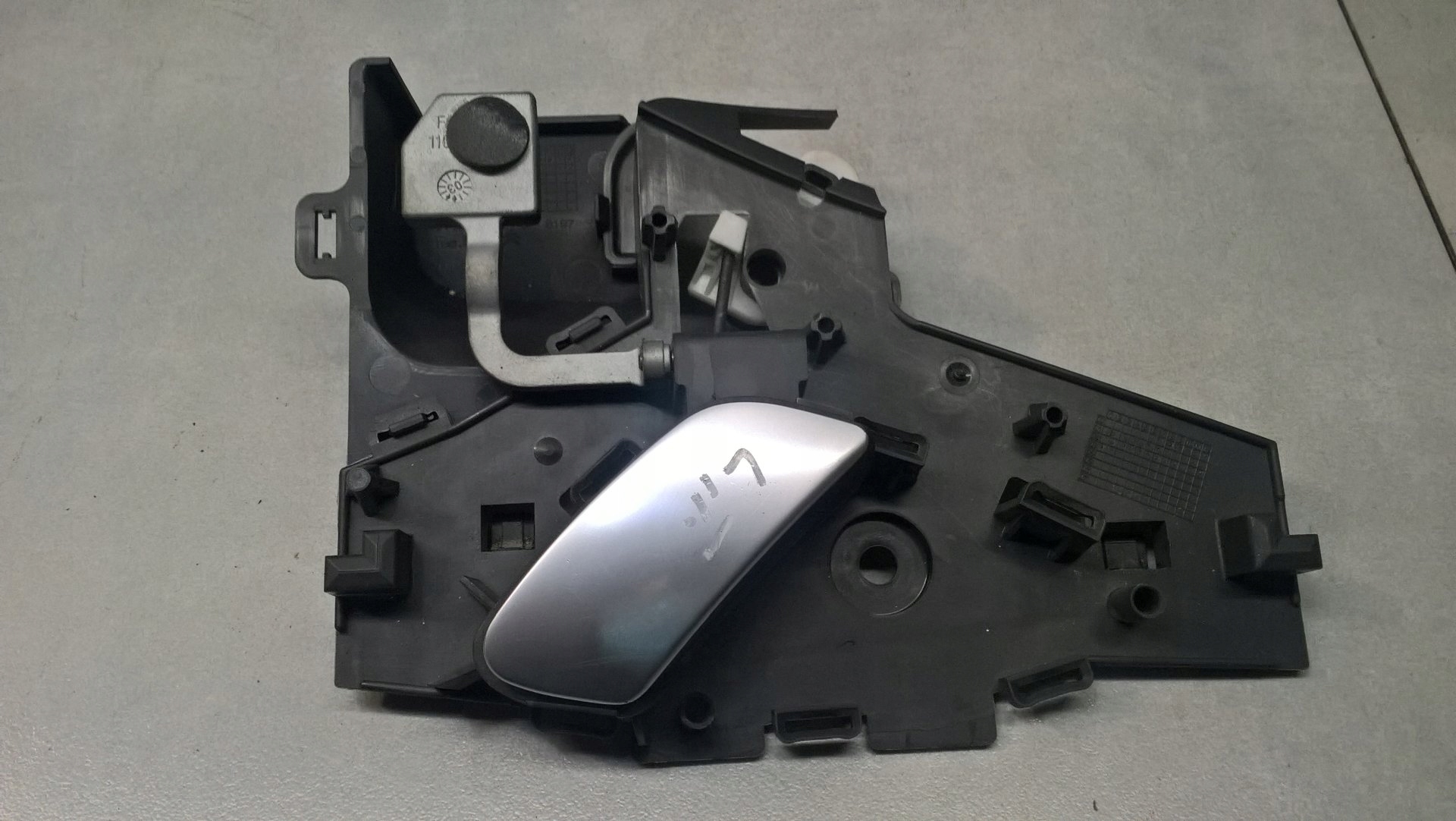 handle inner left rear part CITROEN C5 and 2.0 HDI