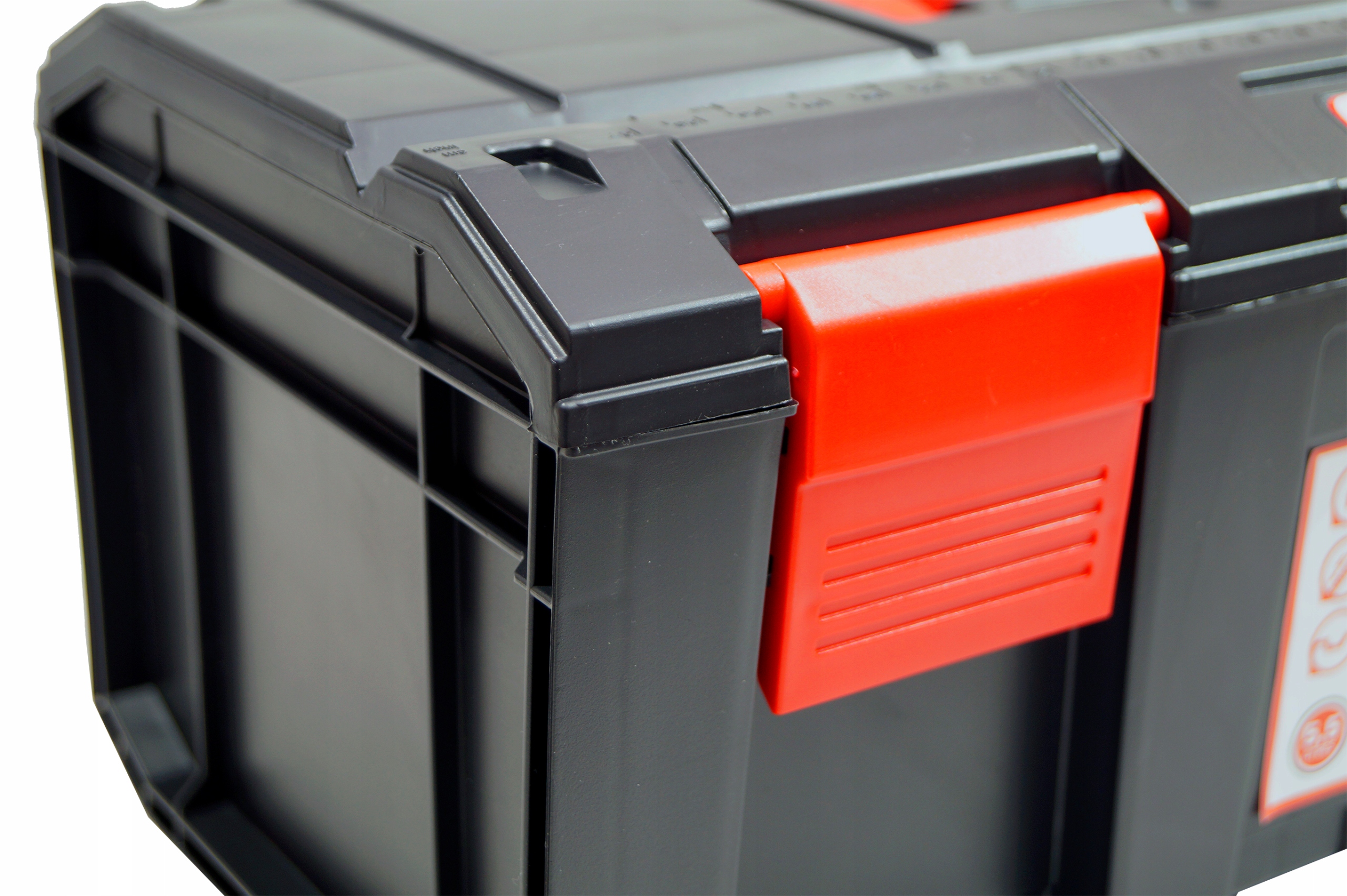 SKRZYNKA NARZĘDZIOWA narzędzia QBRICK Regular 16 EAN (GTIN) 5901238253914