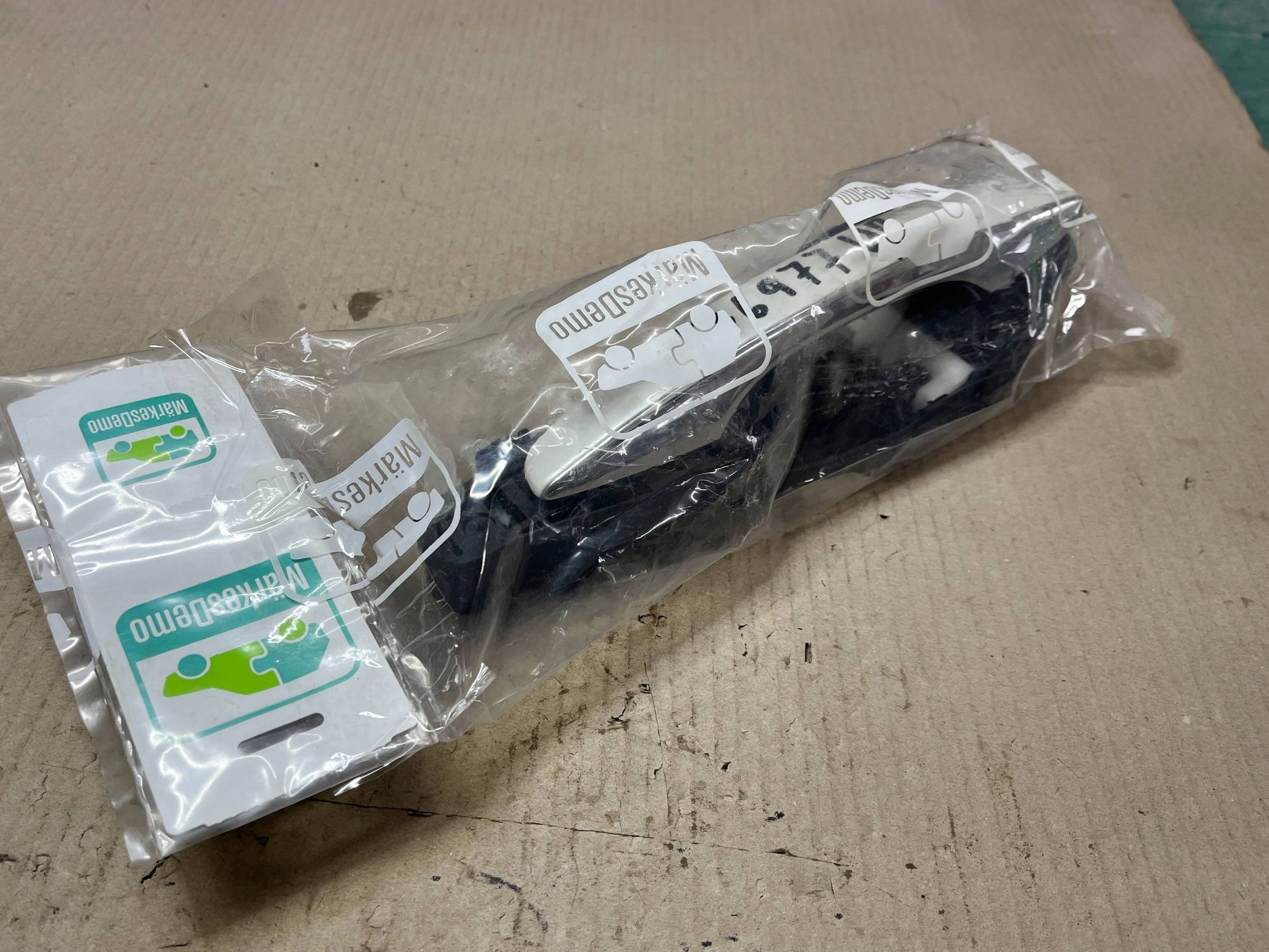 exterior handle door przednich Peugeot 308 9109E3