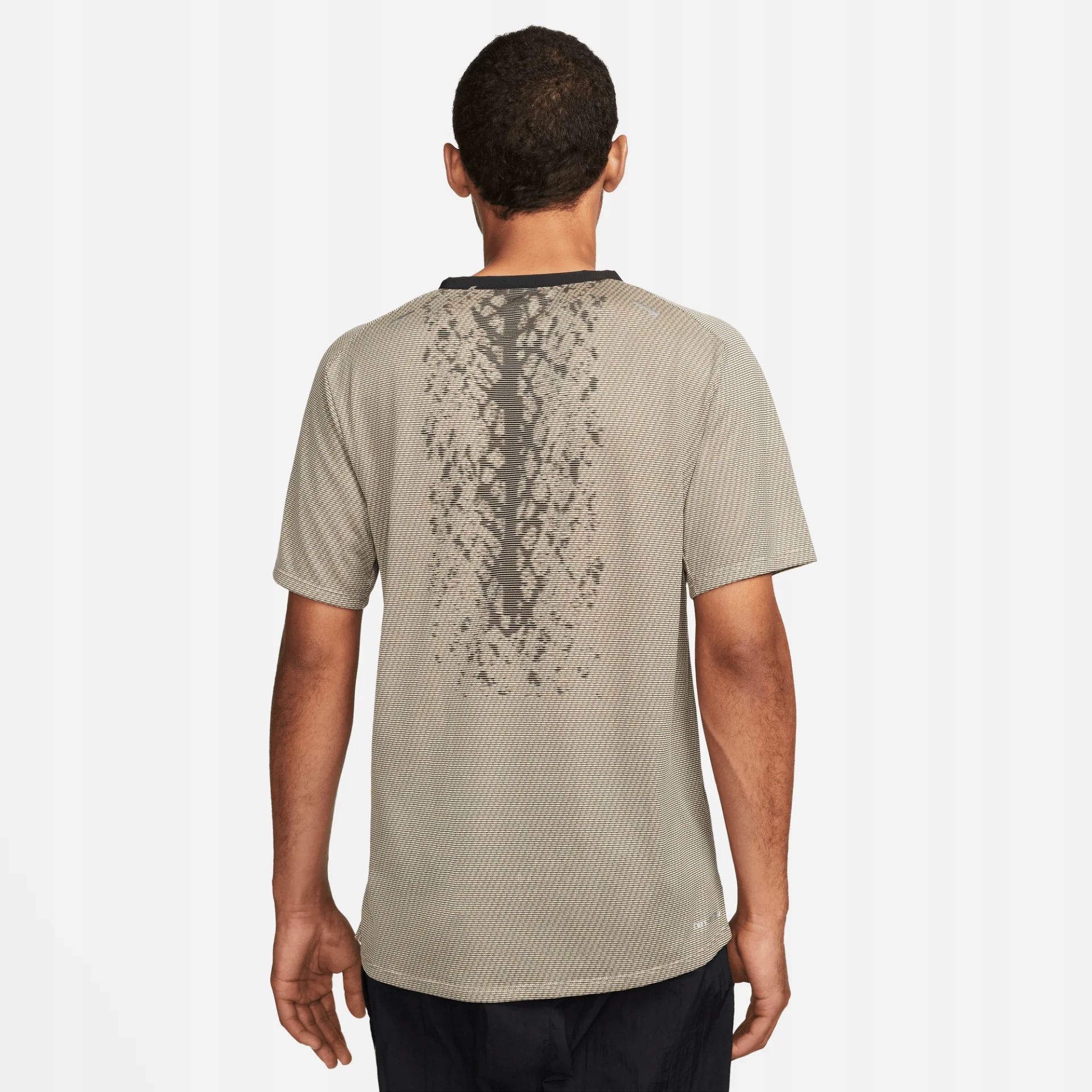 Nike Dri-FIT Adv Run Division Techknit Beżowa S