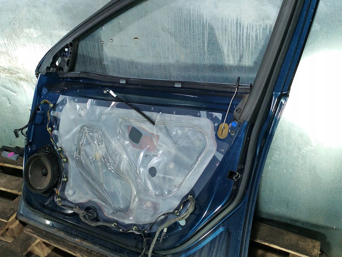 DRZWI PRAWY PRZÓD OPEL INSIGNIA Z22A HATCHBACK Jakość części (zgodnie z GVO) O - oryginał z logo producenta pojazdu (OE)